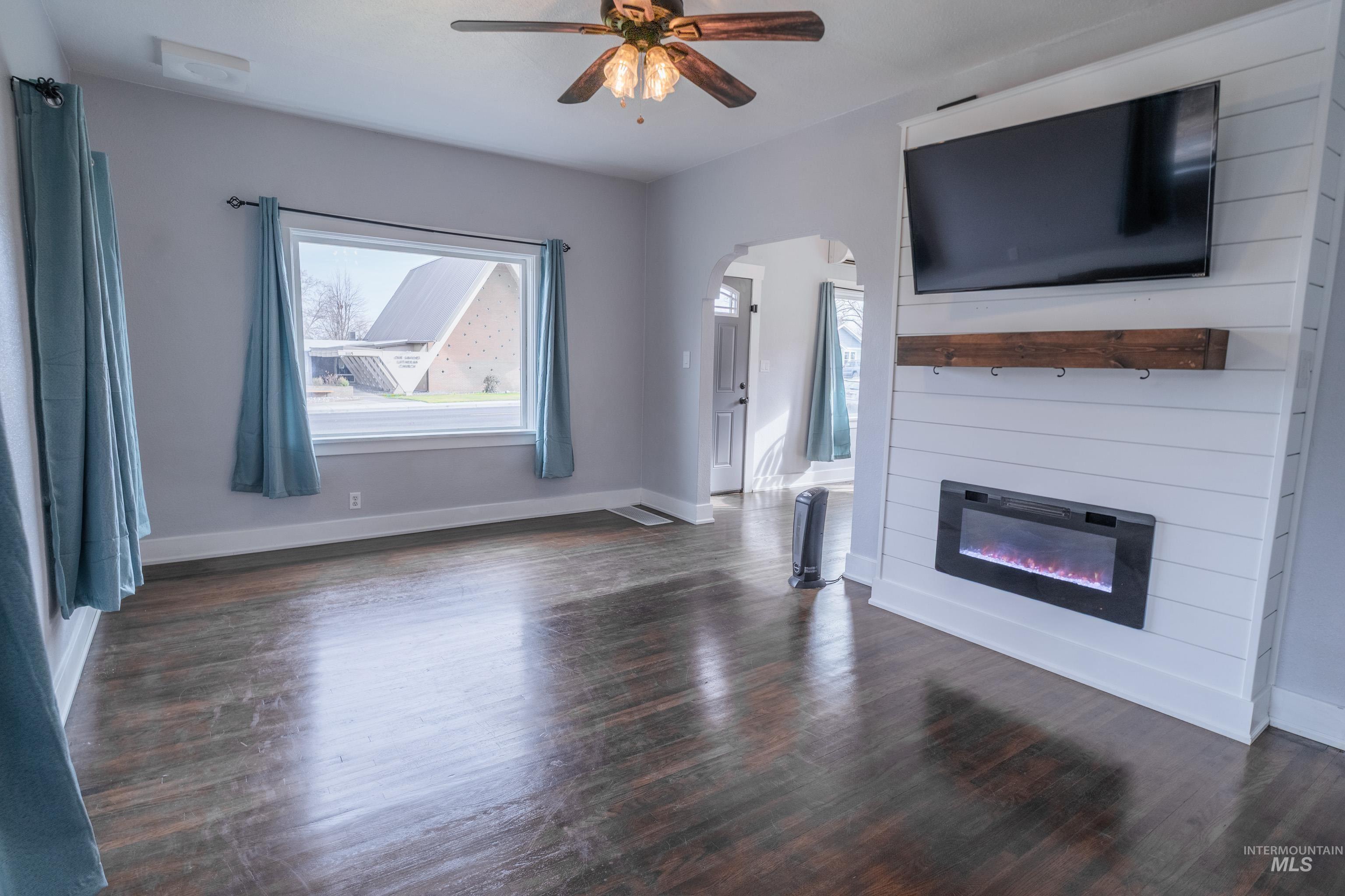 1110 13th Street, Clarkston, Washington 99403, 3 Bedrooms, 2 Bathrooms, Residential For Sale, Price $339,000, 98975923