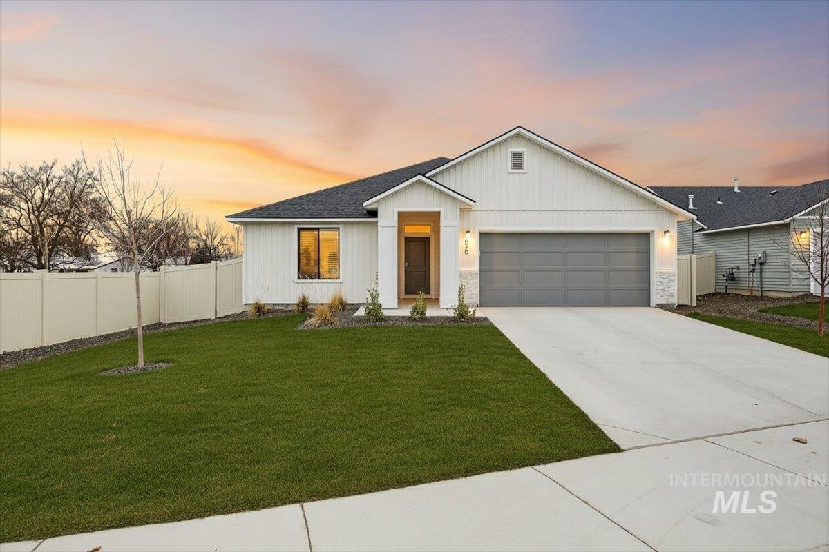 878 W Jasper St, Emmett, Idaho 83617, 4 Bedrooms, 2 Bathrooms, Rental For Rent, Price $2,500, 98975926