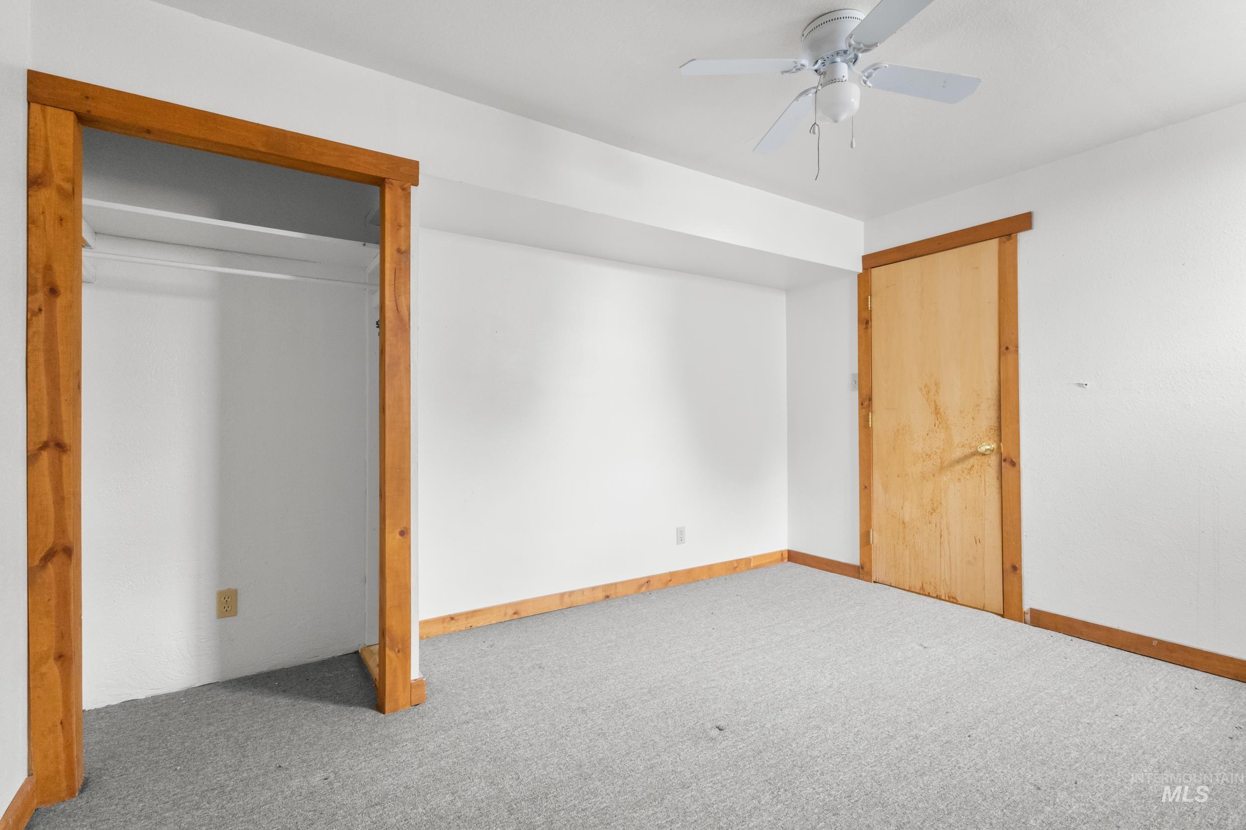 512 E Black Canyon Hwy, Emmett, Idaho 83617, 5 Bedrooms, 2 Bathrooms, Residential For Sale, Price $524,900, 98975928