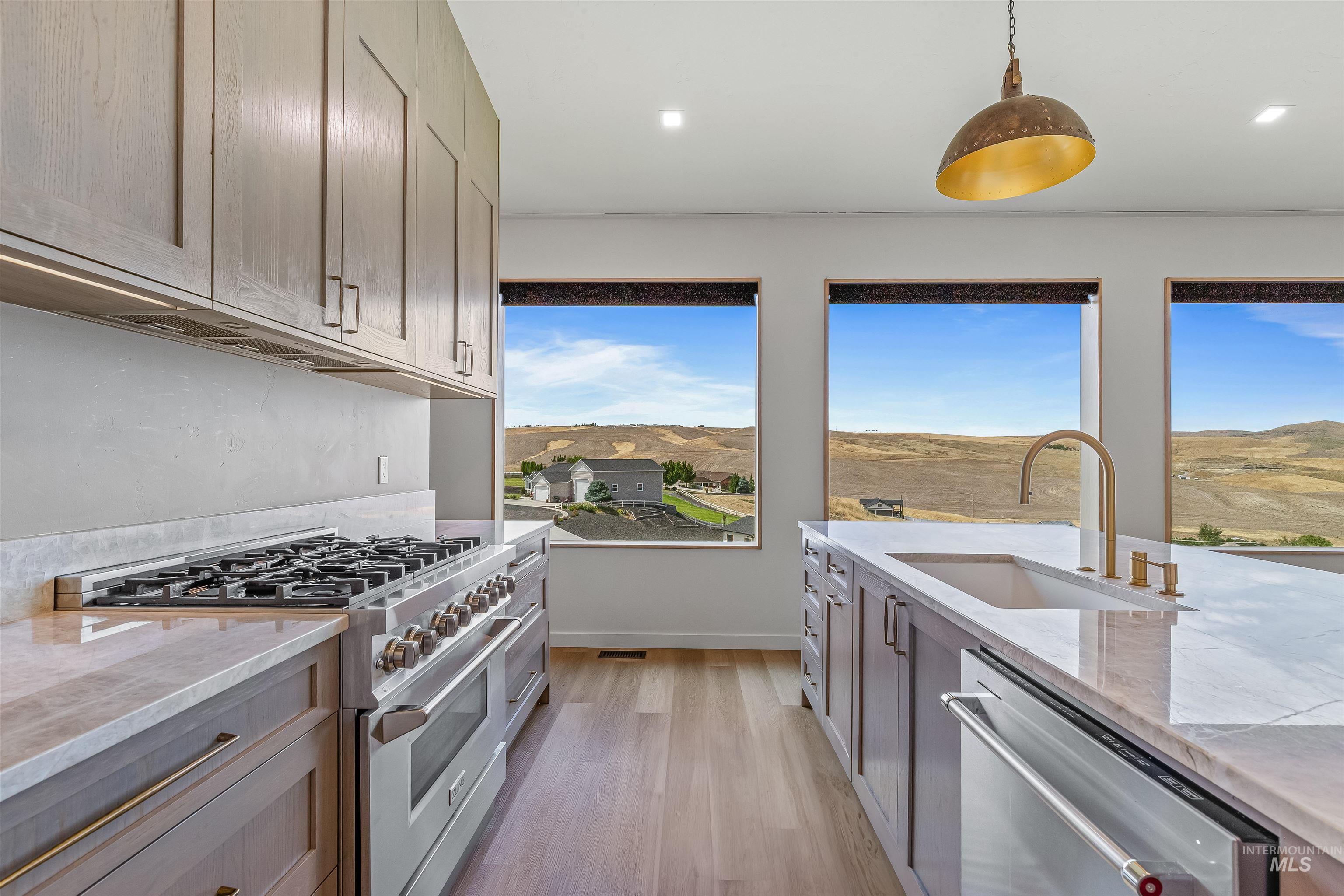 2222 Deer Pointe Drive, Clarkston, Washington 99403, 3 Bedrooms, 2.5 Bathrooms, Residential For Sale, Price $829,000, 98975930