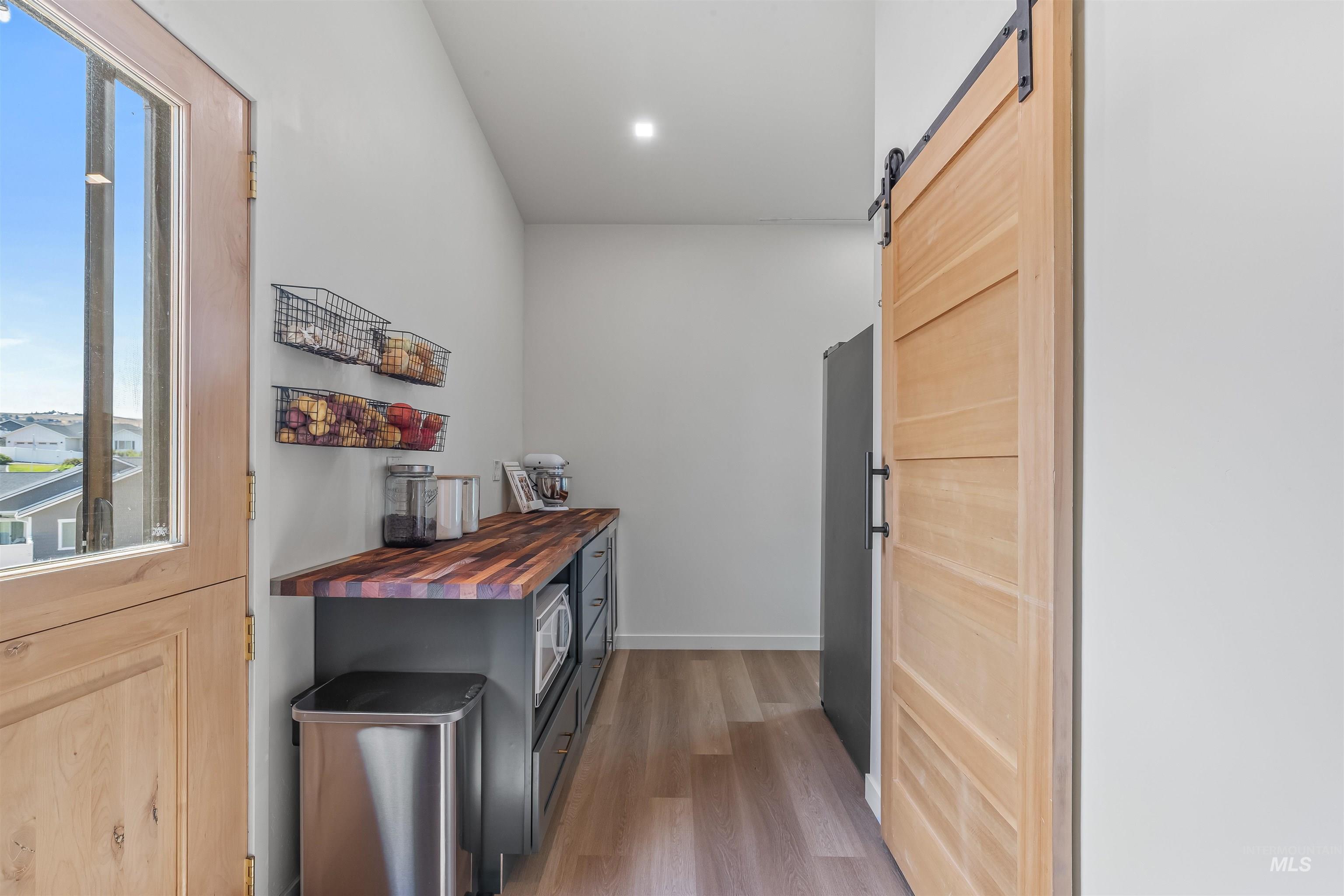 2222 Deer Pointe Drive, Clarkston, Washington 99403, 3 Bedrooms, 2.5 Bathrooms, Residential For Sale, Price $829,000, 98975930