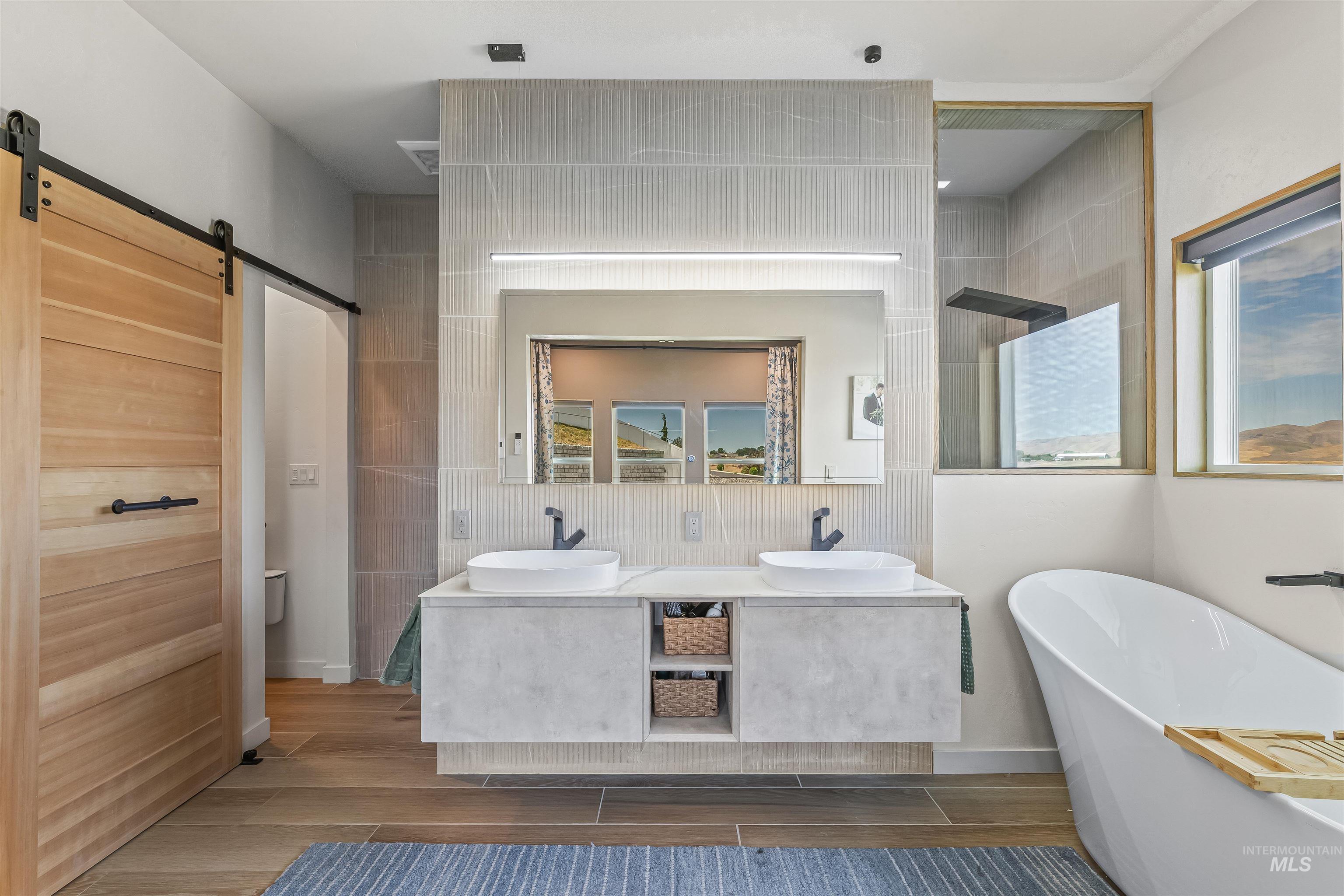 2222 Deer Pointe Drive, Clarkston, Washington 99403, 3 Bedrooms, 2.5 Bathrooms, Residential For Sale, Price $829,000, 98975930