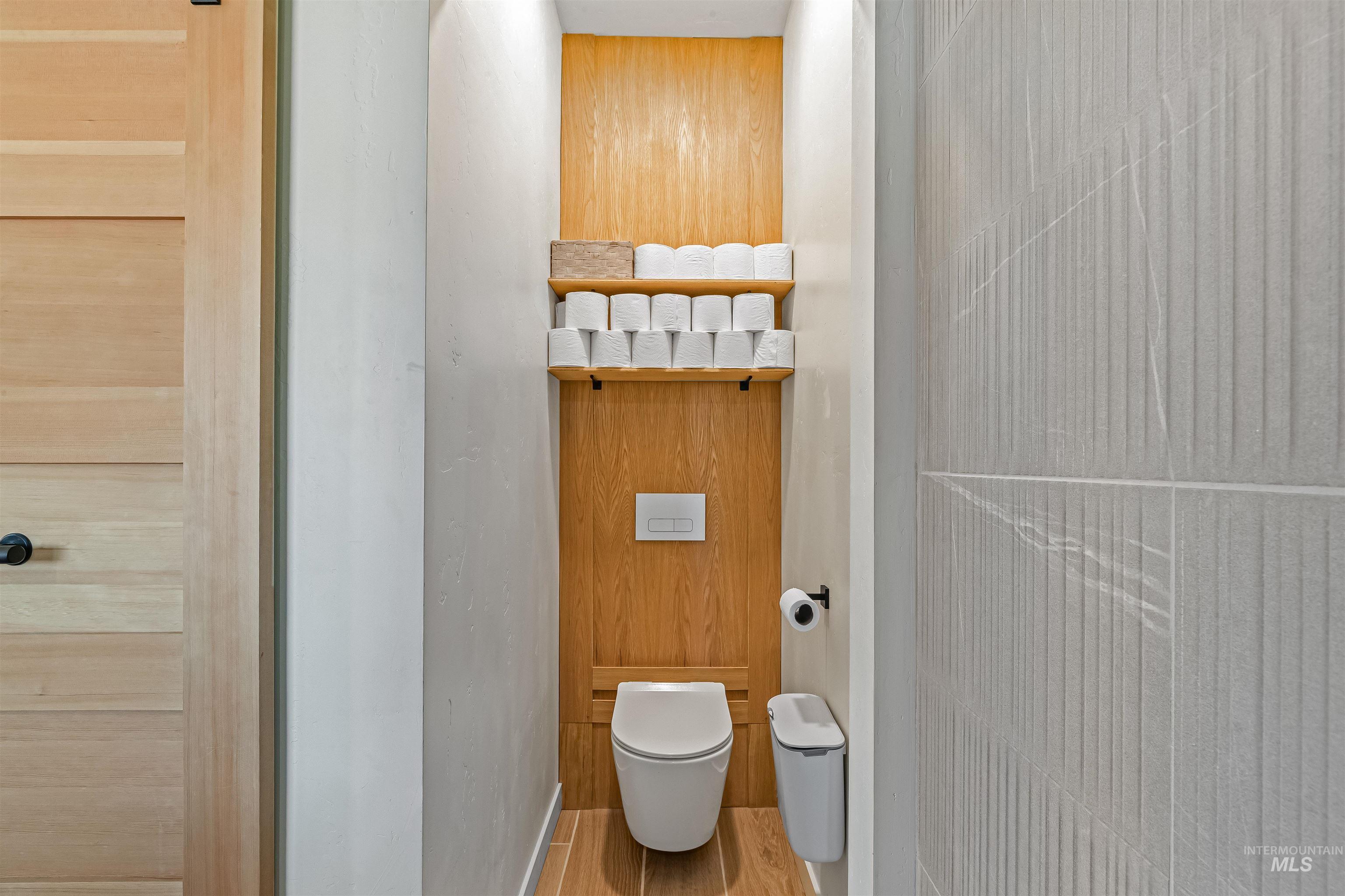 2222 Deer Pointe Drive, Clarkston, Washington 99403, 3 Bedrooms, 2.5 Bathrooms, Residential For Sale, Price $829,000, 98975930