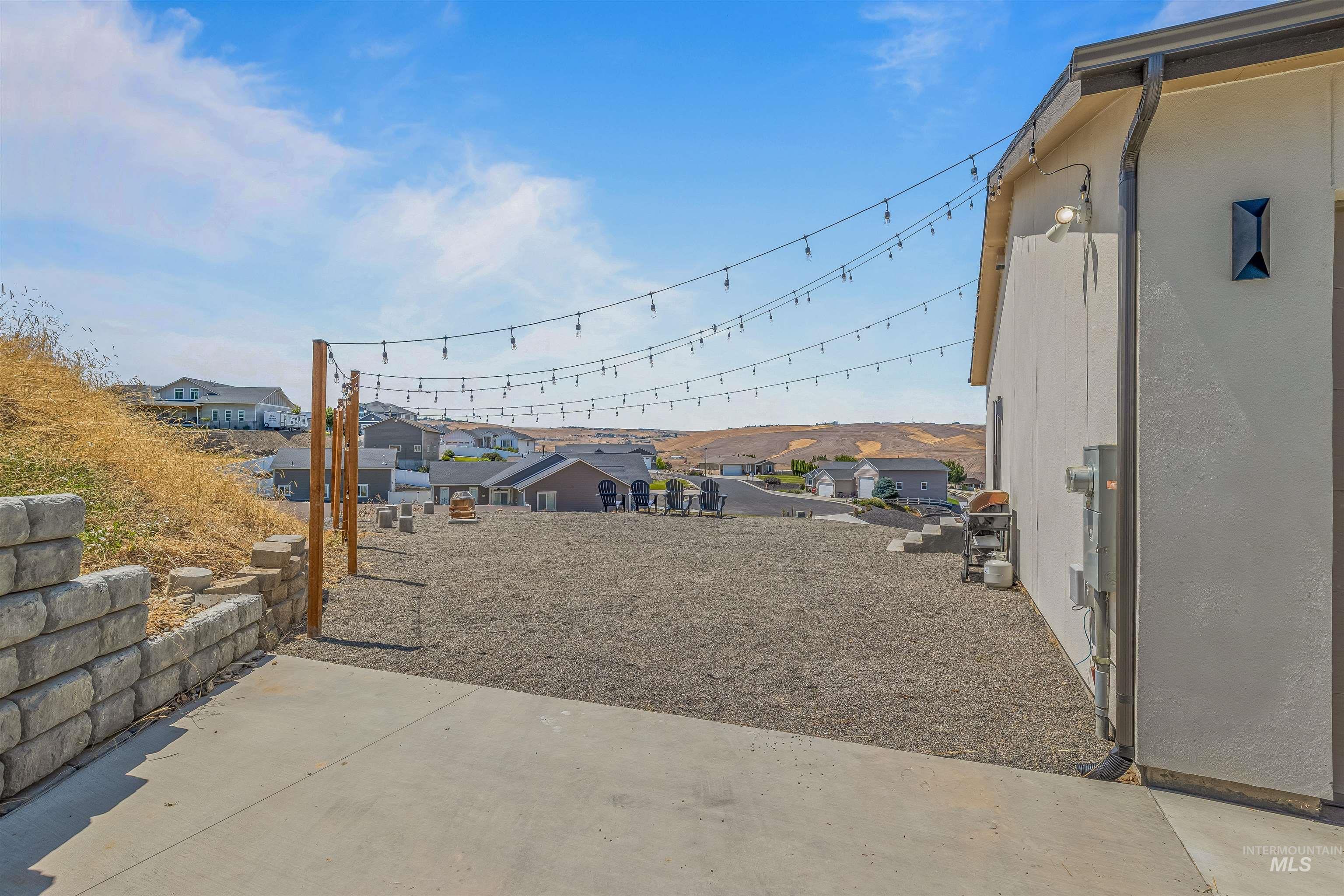 2222 Deer Pointe Drive, Clarkston, Washington 99403, 3 Bedrooms, 2.5 Bathrooms, Residential For Sale, Price $829,000, 98975930