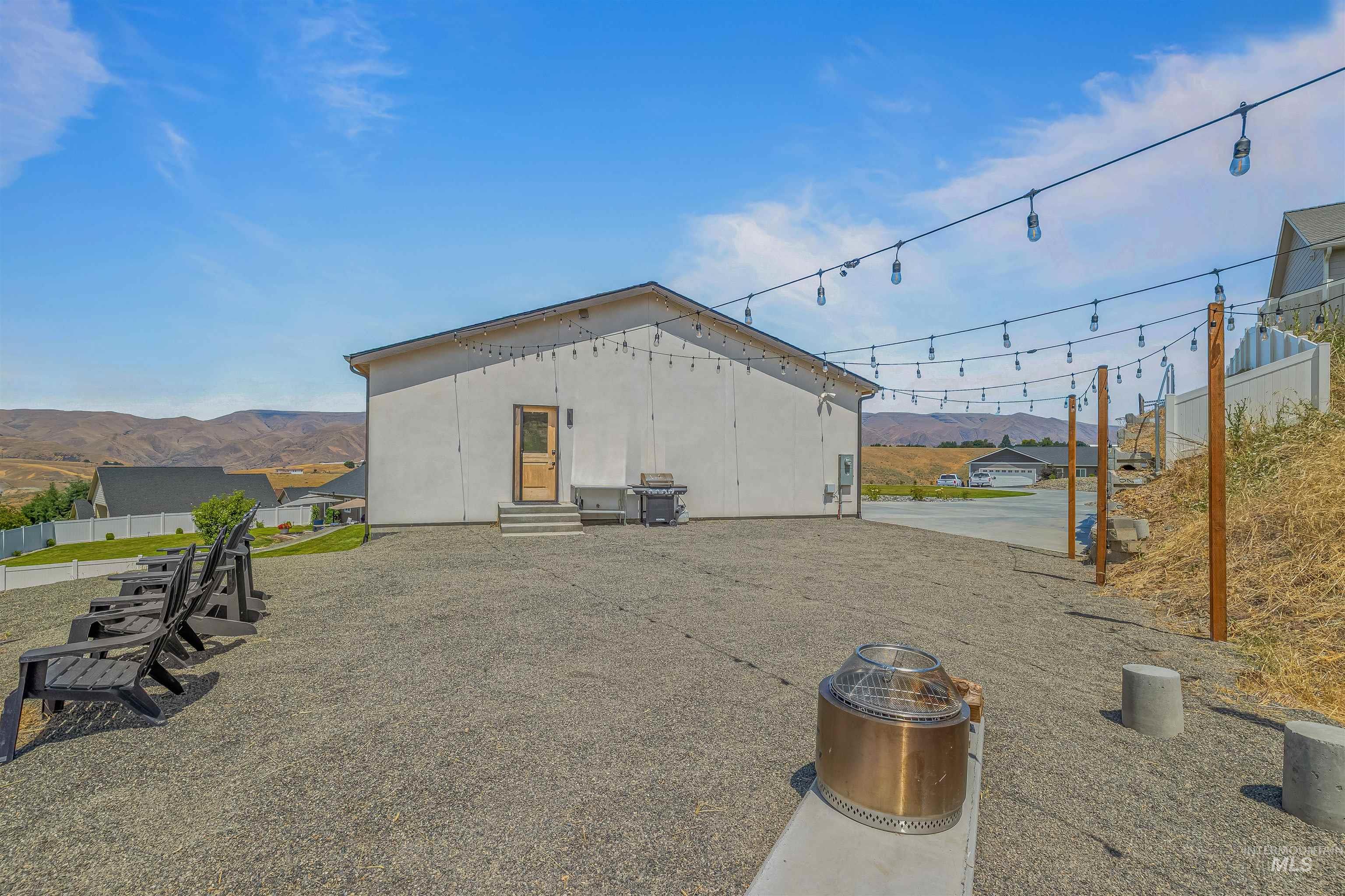 2222 Deer Pointe Drive, Clarkston, Washington 99403, 3 Bedrooms, 2.5 Bathrooms, Residential For Sale, Price $829,000, 98975930