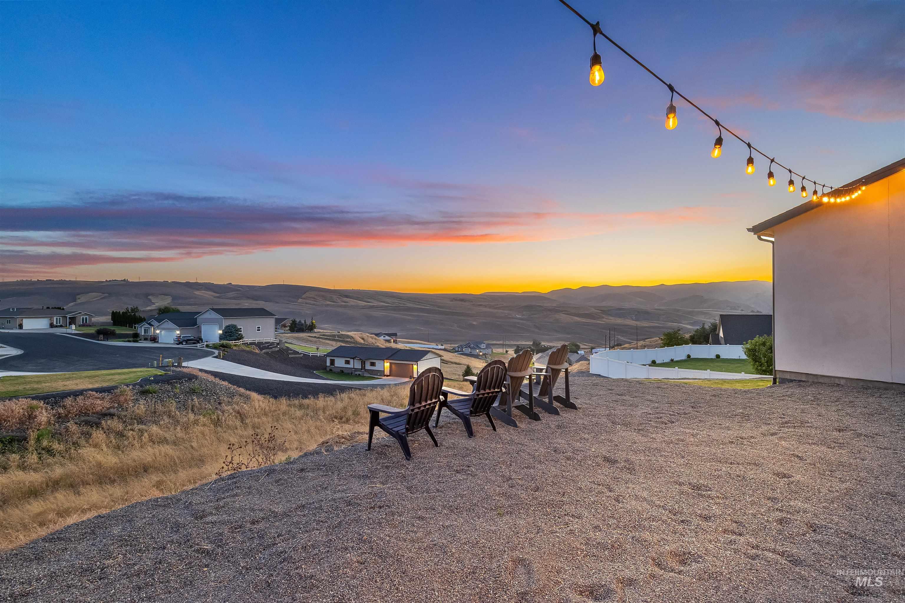 2222 Deer Pointe Drive, Clarkston, Washington 99403, 3 Bedrooms, 2.5 Bathrooms, Residential For Sale, Price $829,000, 98975930