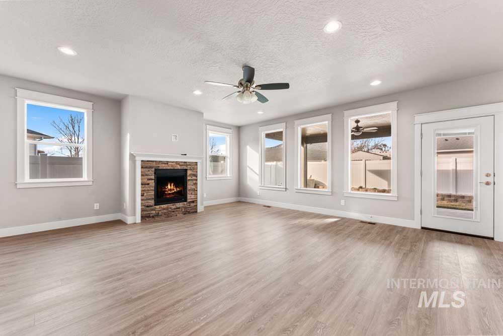 81 S Daybreak Ave, Nampa, Idaho 83687, 4 Bedrooms, 2.5 Bathrooms, Residential For Sale, Price $589,900, 98975934