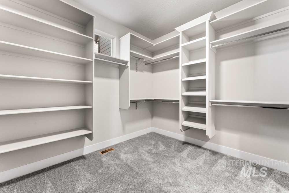 81 S Daybreak Ave, Nampa, Idaho 83687, 4 Bedrooms, 2.5 Bathrooms, Residential For Sale, Price $589,900, 98975934