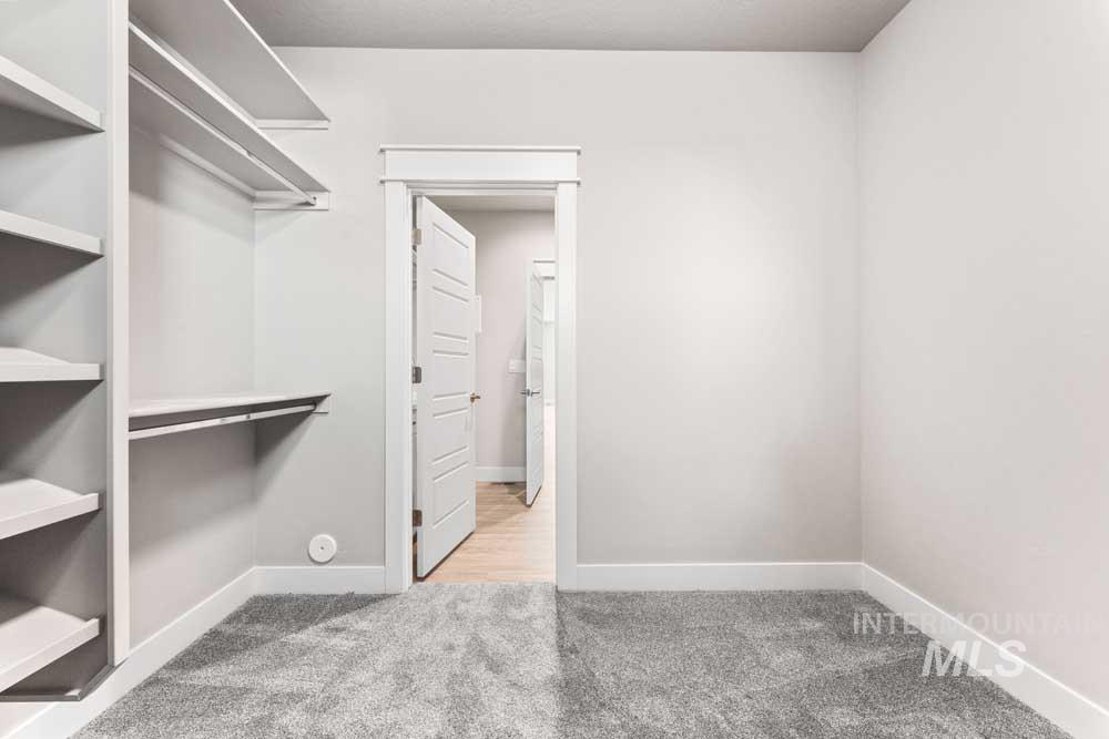 81 S Daybreak Ave, Nampa, Idaho 83687, 4 Bedrooms, 2.5 Bathrooms, Residential For Sale, Price $589,900, 98975934