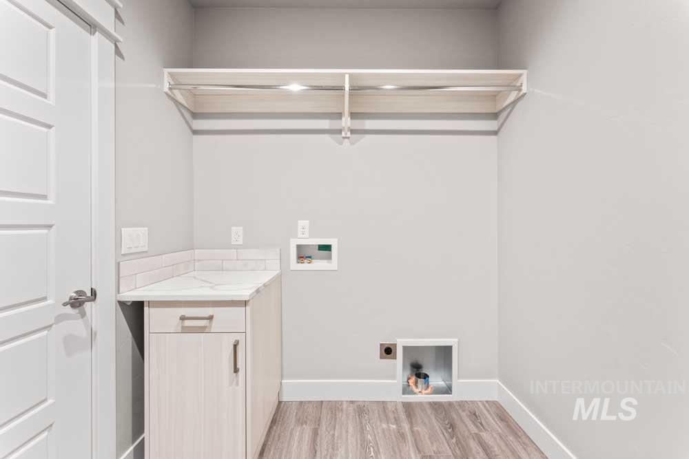 81 S Daybreak Ave, Nampa, Idaho 83687, 4 Bedrooms, 2.5 Bathrooms, Residential For Sale, Price $589,900, 98975934