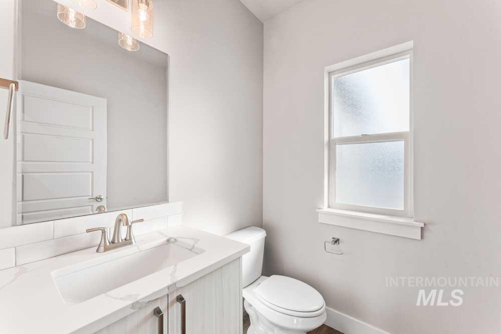 81 S Daybreak Ave, Nampa, Idaho 83687, 4 Bedrooms, 2.5 Bathrooms, Residential For Sale, Price $589,900, 98975934