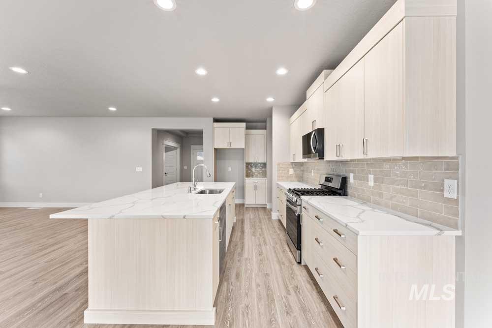 4421 S Wagon Rd, Nampa, Idaho 83687, 4 Bedrooms, 3 Bathrooms, Residential For Sale, Price $589,900, 98975935