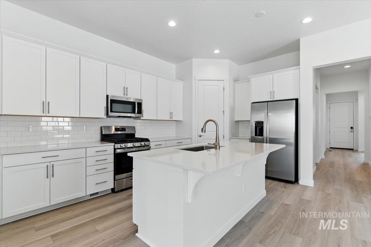 TBD N Ice Fire Ave, Star, Idaho 83669, 3 Bedrooms, 2 Bathrooms, Residential For Sale, Price $565,990, 98975937