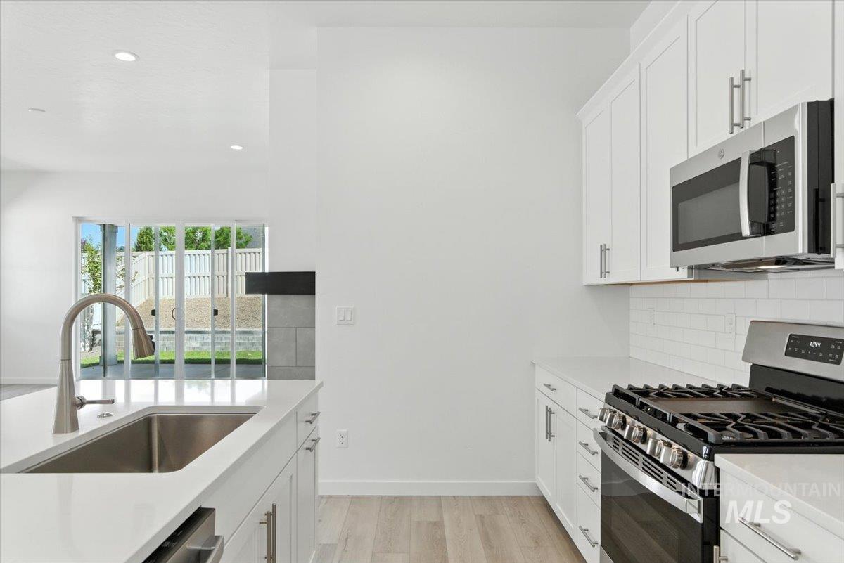 TBD N Ice Fire Ave, Star, Idaho 83669, 3 Bedrooms, 2 Bathrooms, Residential For Sale, Price $565,990, 98975937