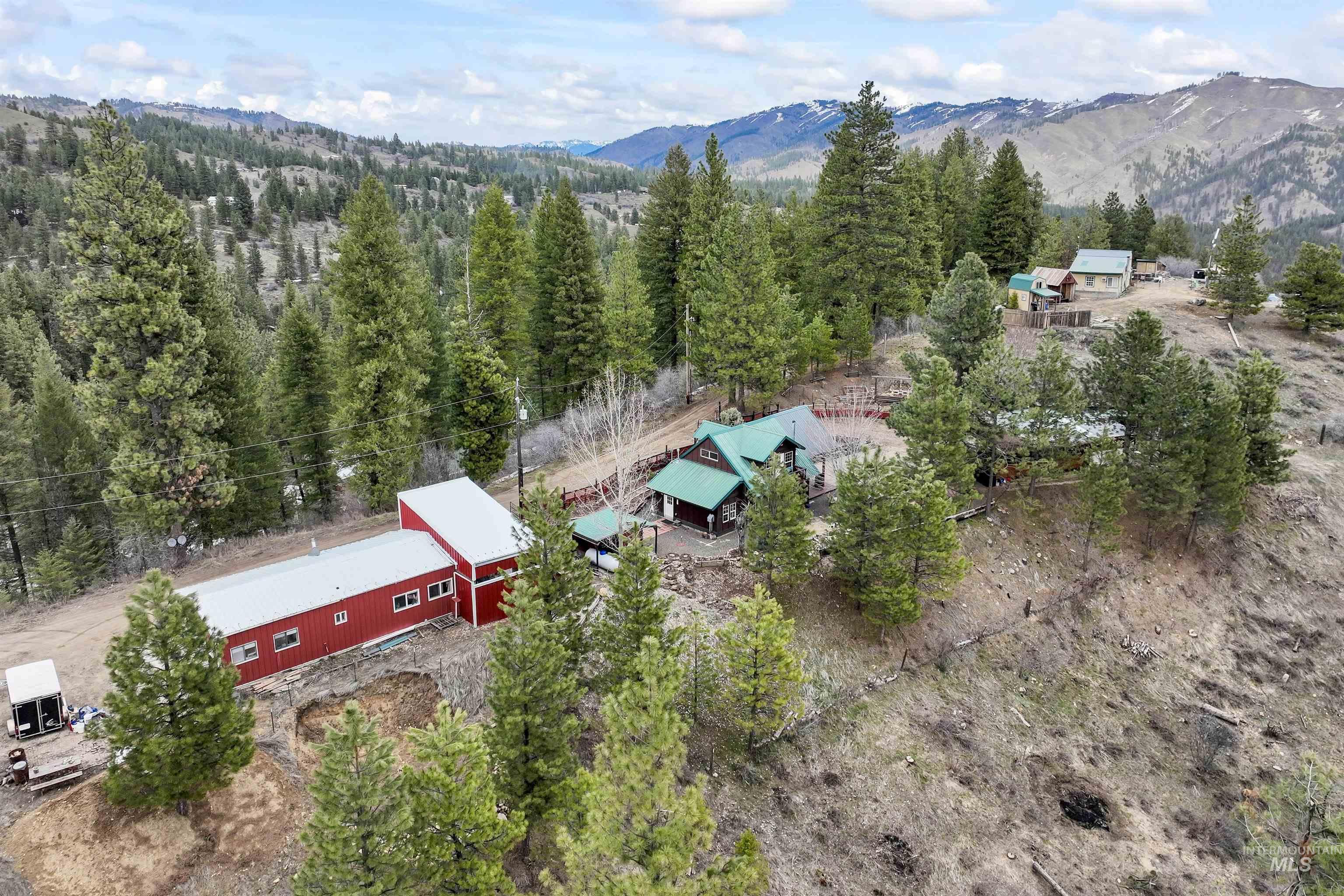 5 Alpine Ct, Boise, Idaho 83716, 4 Bedrooms, 2.5 Bathrooms, Residential For Sale, Price $550,000, 98975940