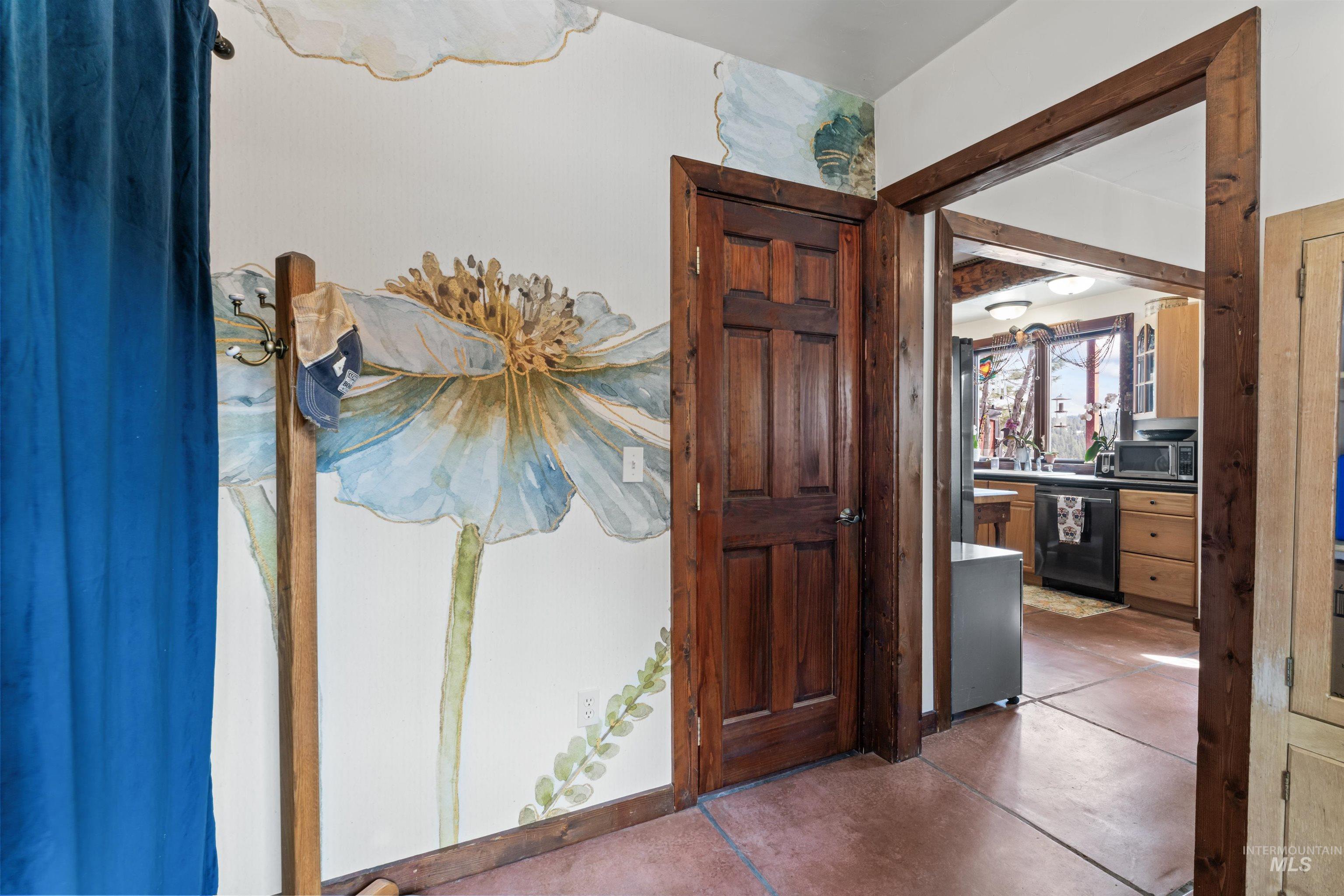 5 Alpine Ct, Boise, Idaho 83716, 4 Bedrooms, 2.5 Bathrooms, Residential For Sale, Price $550,000, 98975940