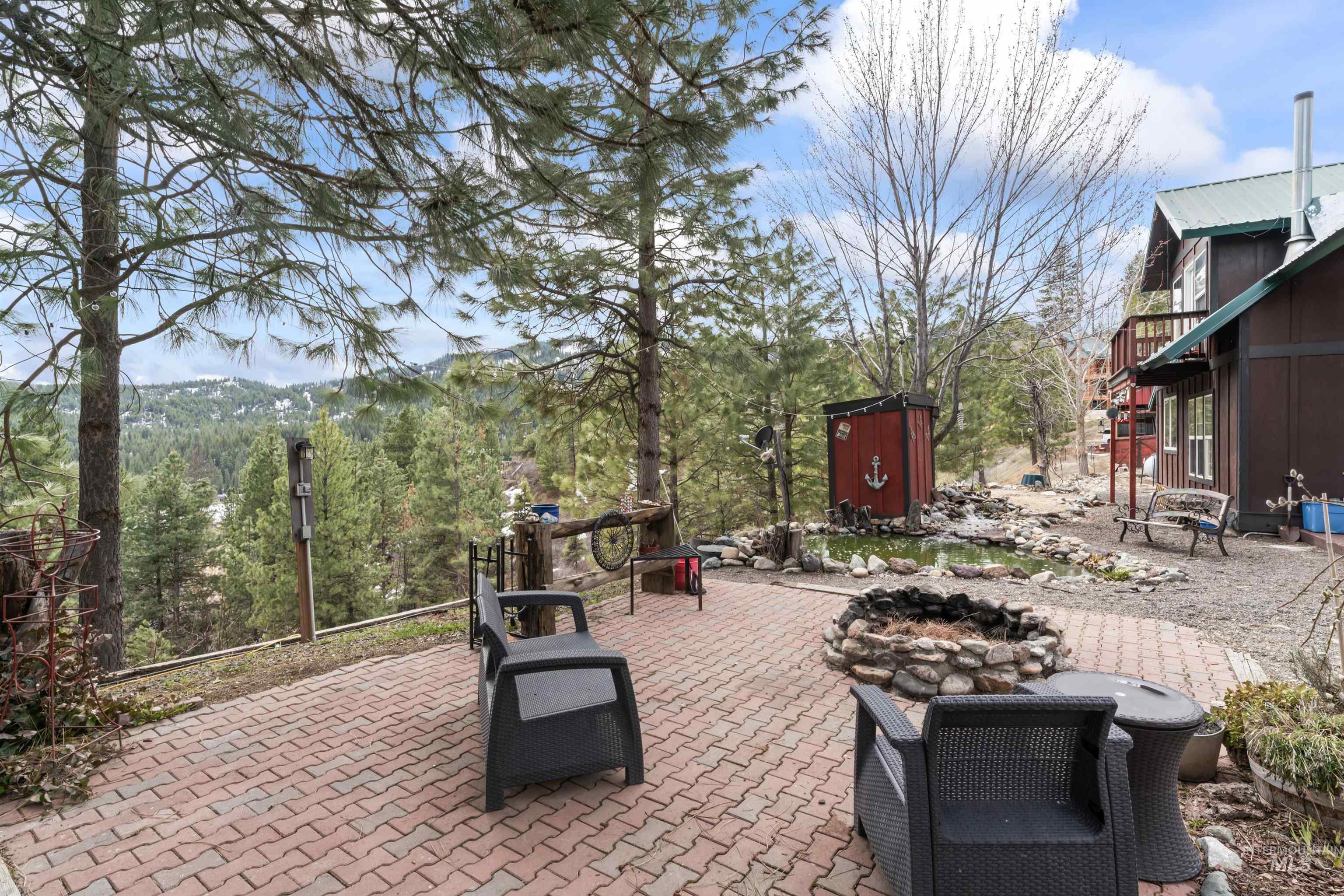 5 Alpine Ct, Boise, Idaho 83716, 4 Bedrooms, 2.5 Bathrooms, Residential For Sale, Price $550,000, 98975940