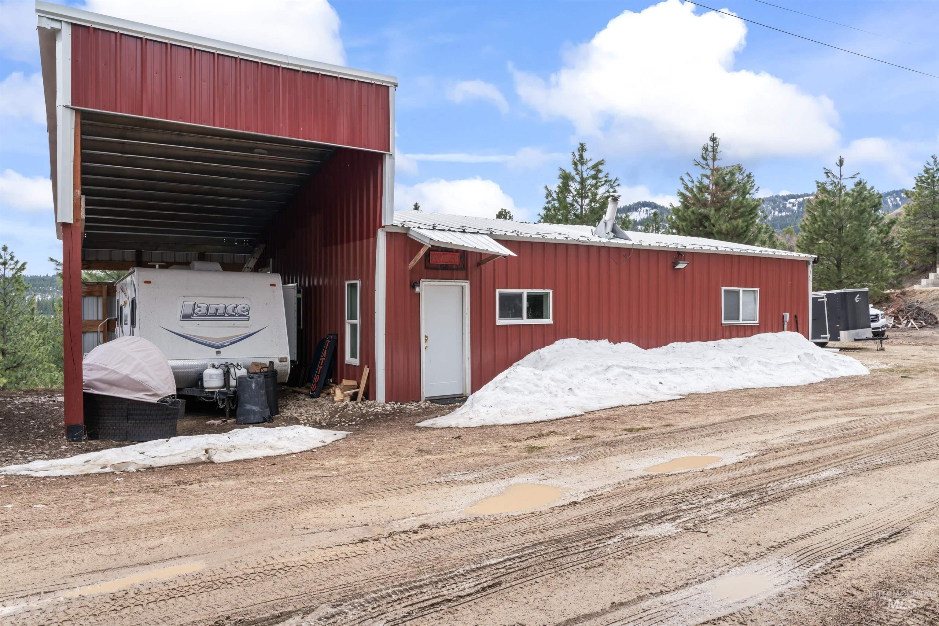 5 Alpine Ct, Boise, Idaho 83716, 4 Bedrooms, 2.5 Bathrooms, Residential For Sale, Price $550,000, 98975940