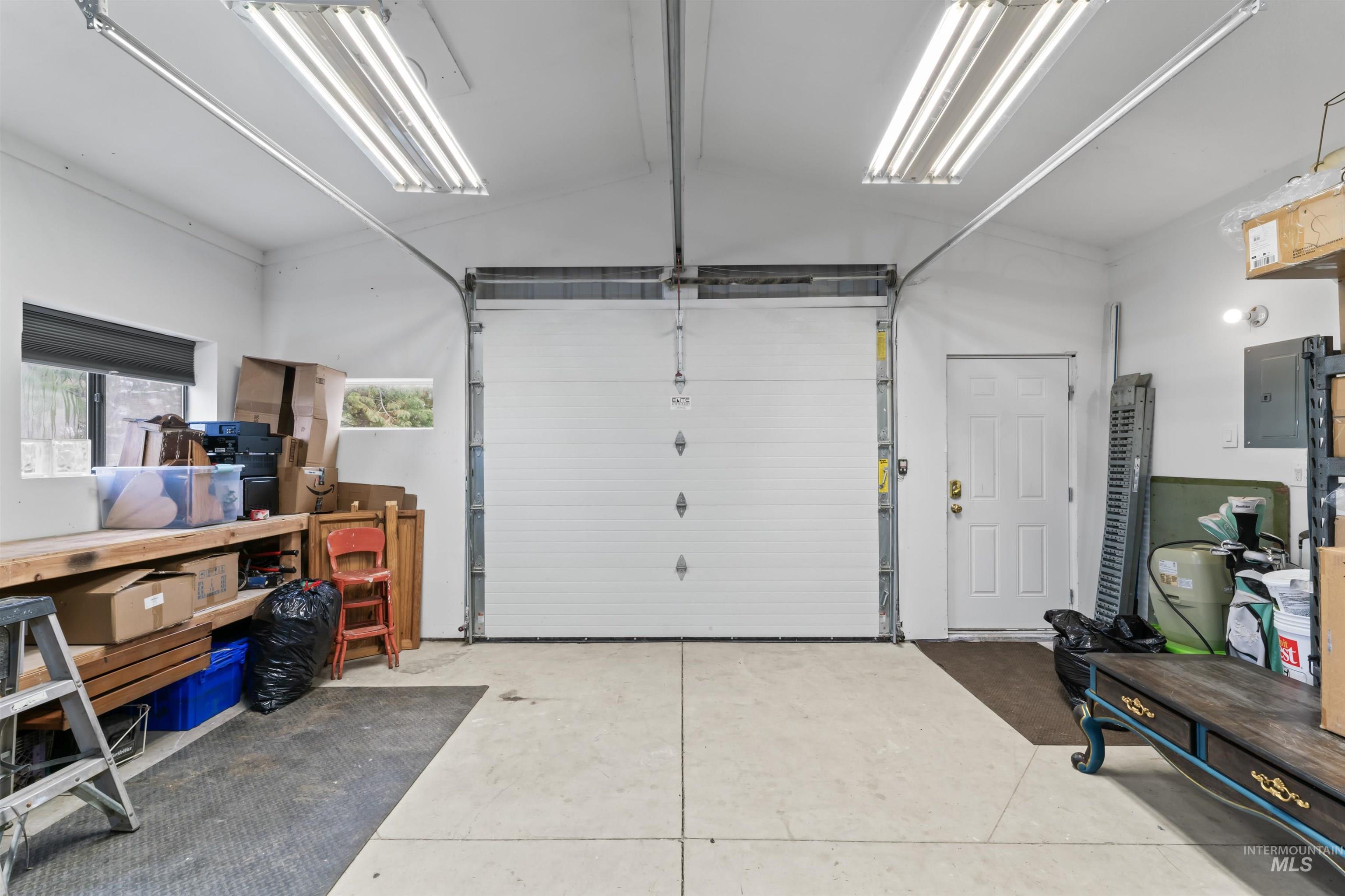 5 Alpine Ct, Boise, Idaho 83716, 4 Bedrooms, 2.5 Bathrooms, Residential For Sale, Price $550,000, 98975940