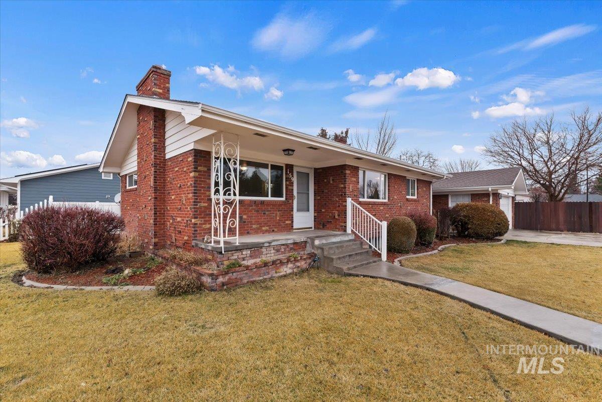 159 N Ada Place, Nampa, Idaho 83651-2001, 3 Bedrooms, 2 Bathrooms, Residential For Sale, Price $374,900, 98975941