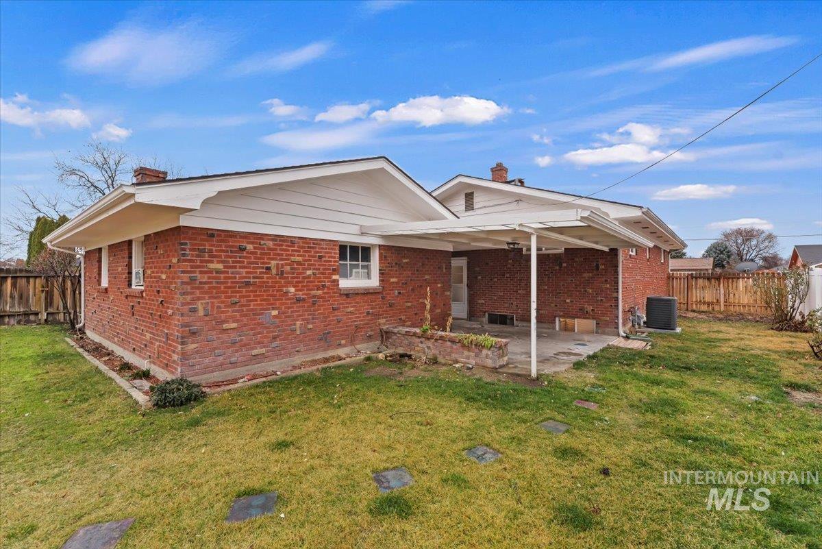 159 N Ada Place, Nampa, Idaho 83651-2001, 3 Bedrooms, 2 Bathrooms, Residential For Sale, Price $374,900, 98975941