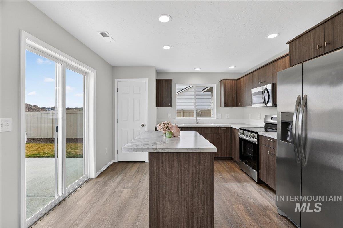 2632 N Arroyo Vista Way, Kuna, Idaho 83634, 4 Bedrooms, 2.5 Bathrooms, Residential For Sale, Price $449,990, 98975943