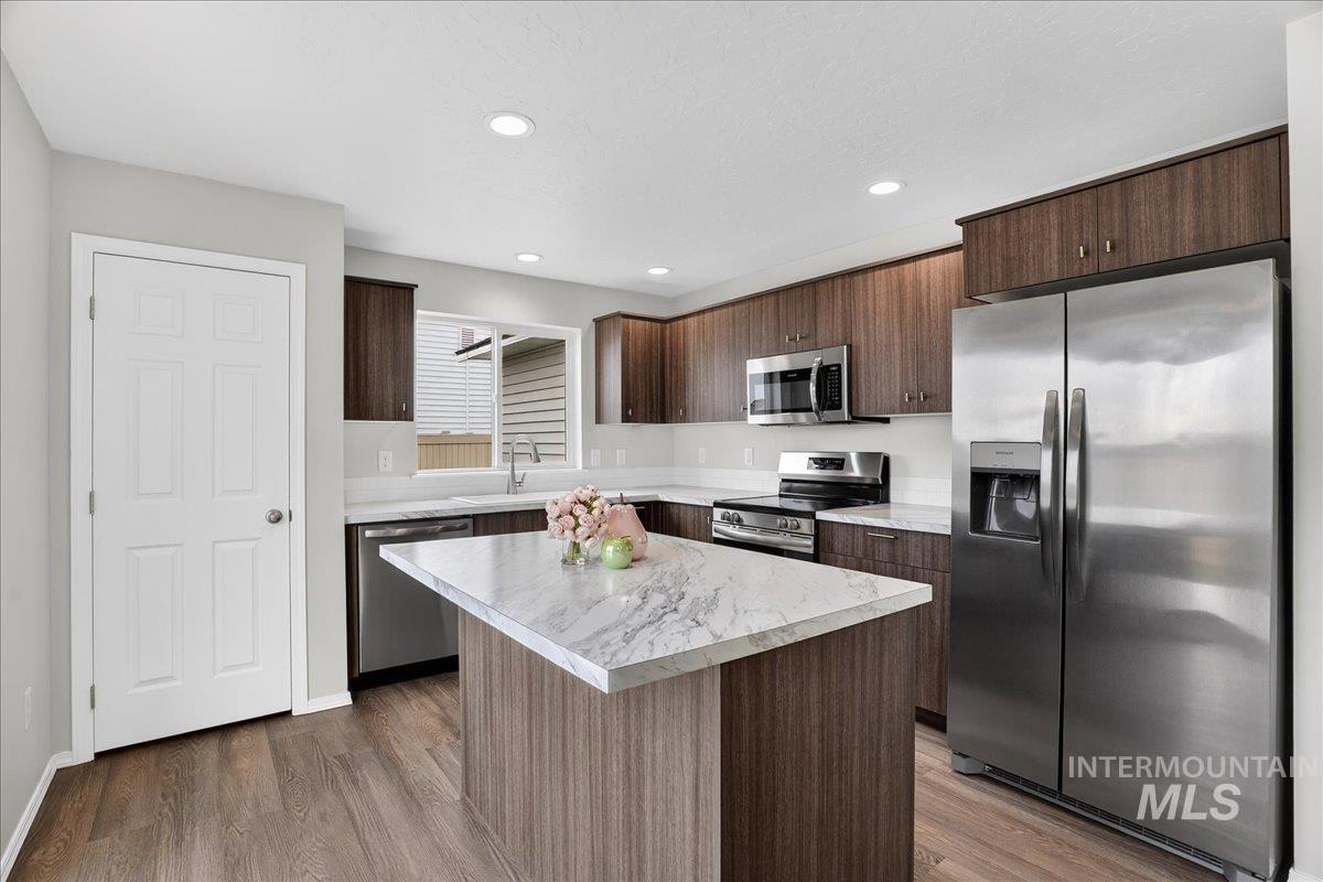 2632 N Arroyo Vista Way, Kuna, Idaho 83634, 4 Bedrooms, 2.5 Bathrooms, Residential For Sale, Price $449,990, 98975943