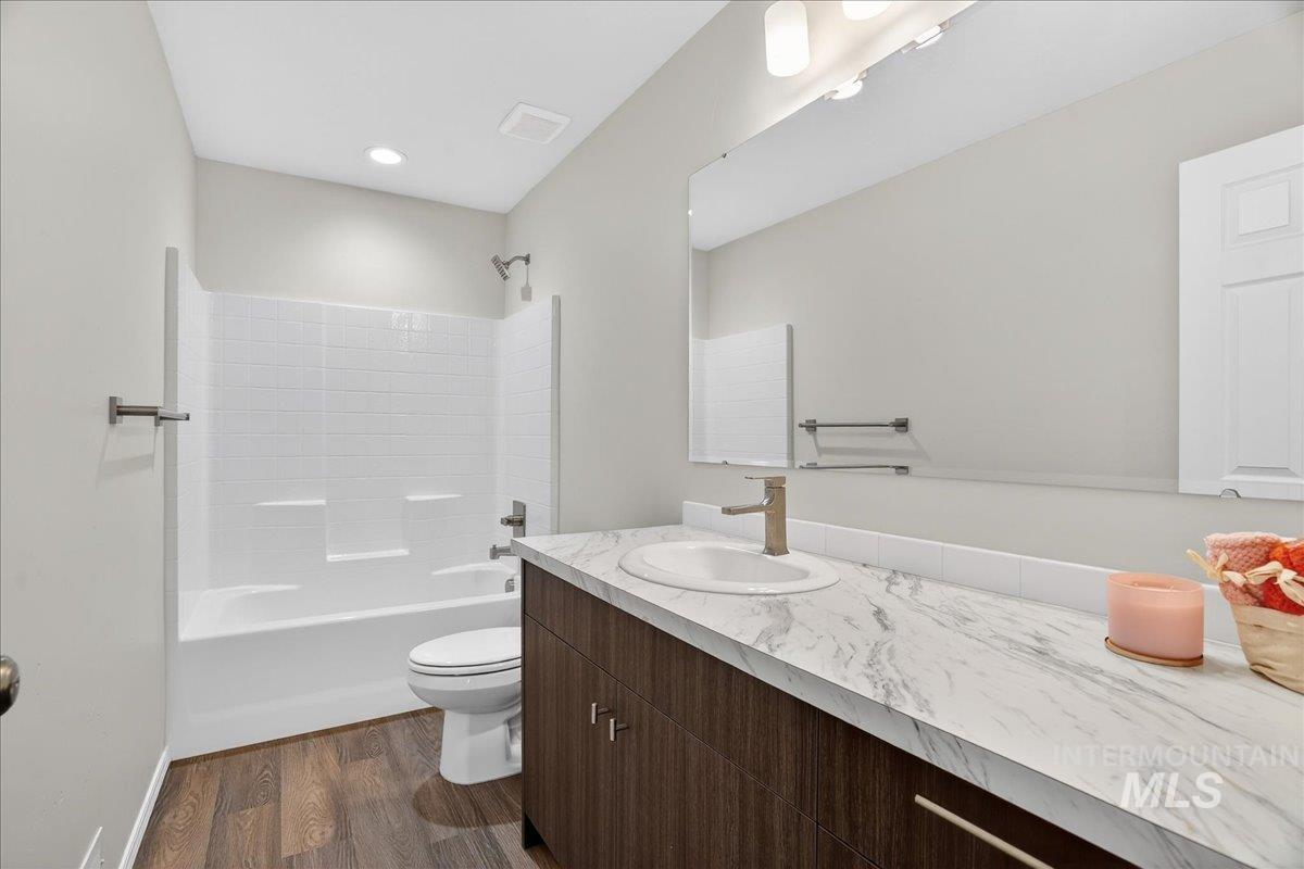 2632 N Arroyo Vista Way, Kuna, Idaho 83634, 4 Bedrooms, 2.5 Bathrooms, Residential For Sale, Price $449,990, 98975943