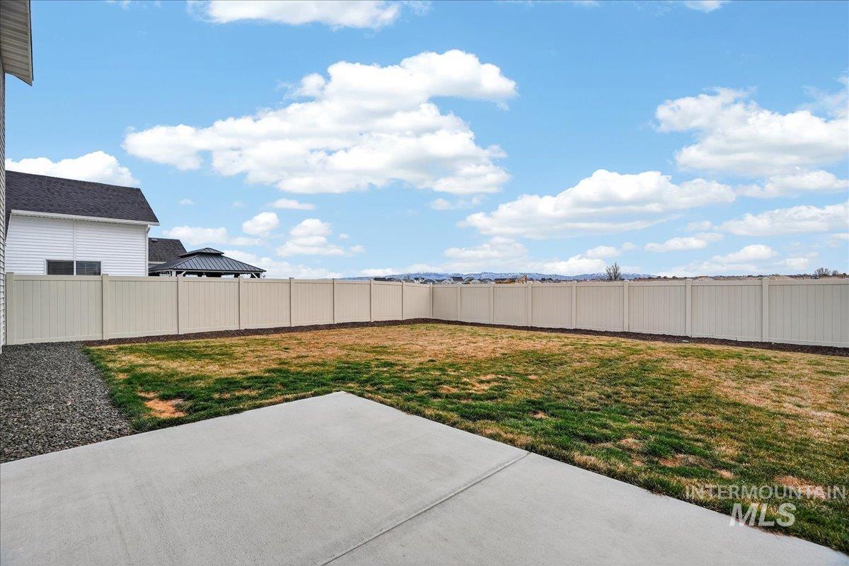 2632 N Arroyo Vista Way, Kuna, Idaho 83634, 4 Bedrooms, 2.5 Bathrooms, Residential For Sale, Price $449,990, 98975943