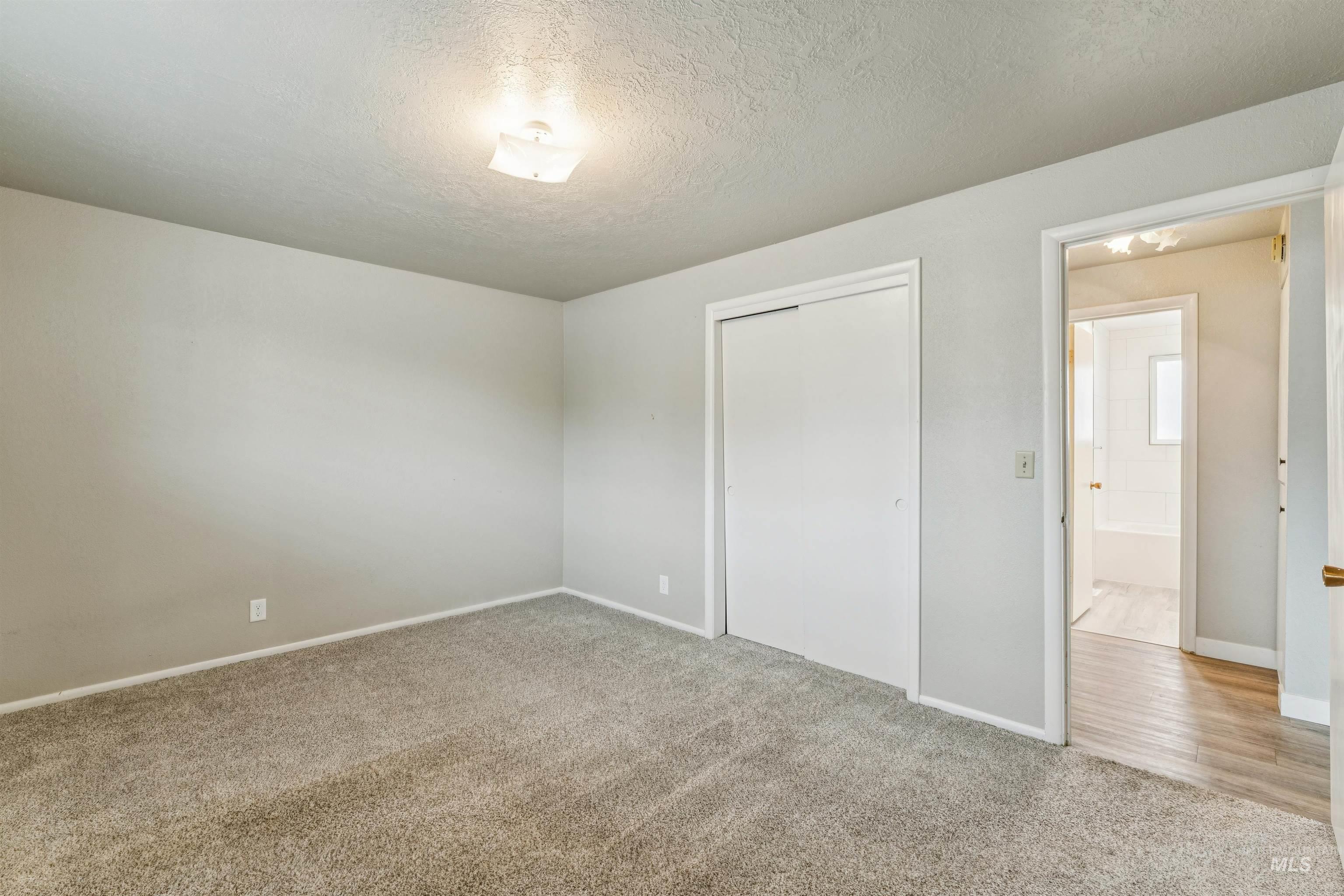 9988 W Fox Ridge Dr, Boise, Idaho 83709-7017, 4 Bedrooms, 2 Bathrooms, Residential For Sale, Price $463,500, 98975944