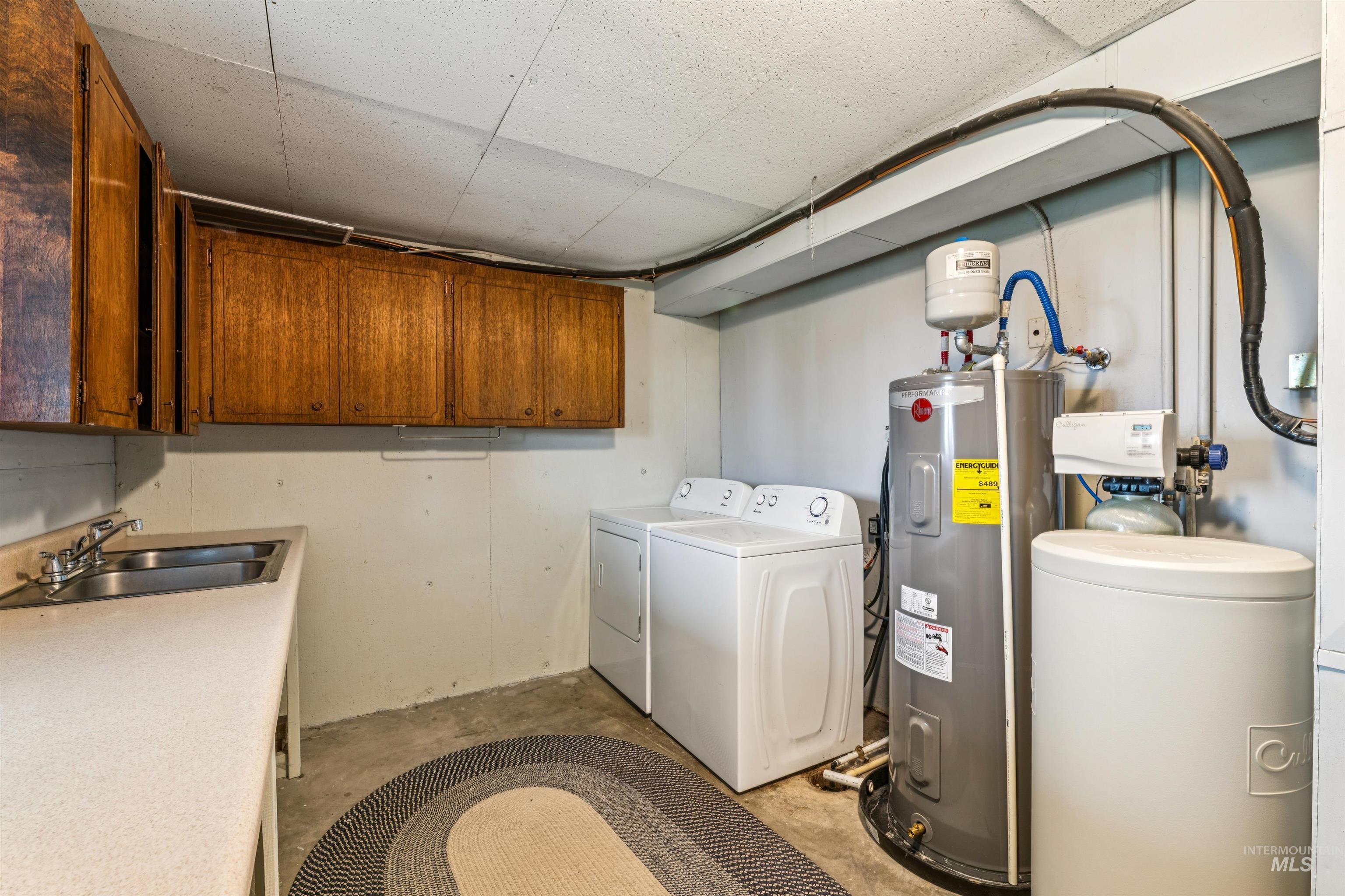 9988 W Fox Ridge Dr, Boise, Idaho 83709-7017, 4 Bedrooms, 2 Bathrooms, Residential For Sale, Price $463,500, 98975944