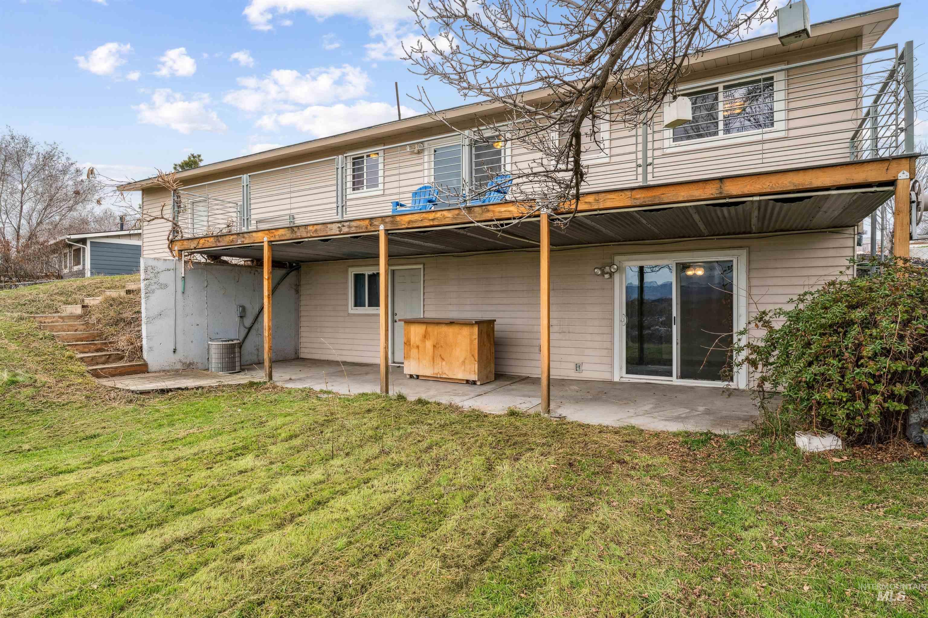 9988 W Fox Ridge Dr, Boise, Idaho 83709-7017, 4 Bedrooms, 2 Bathrooms, Residential For Sale, Price $463,500, 98975944