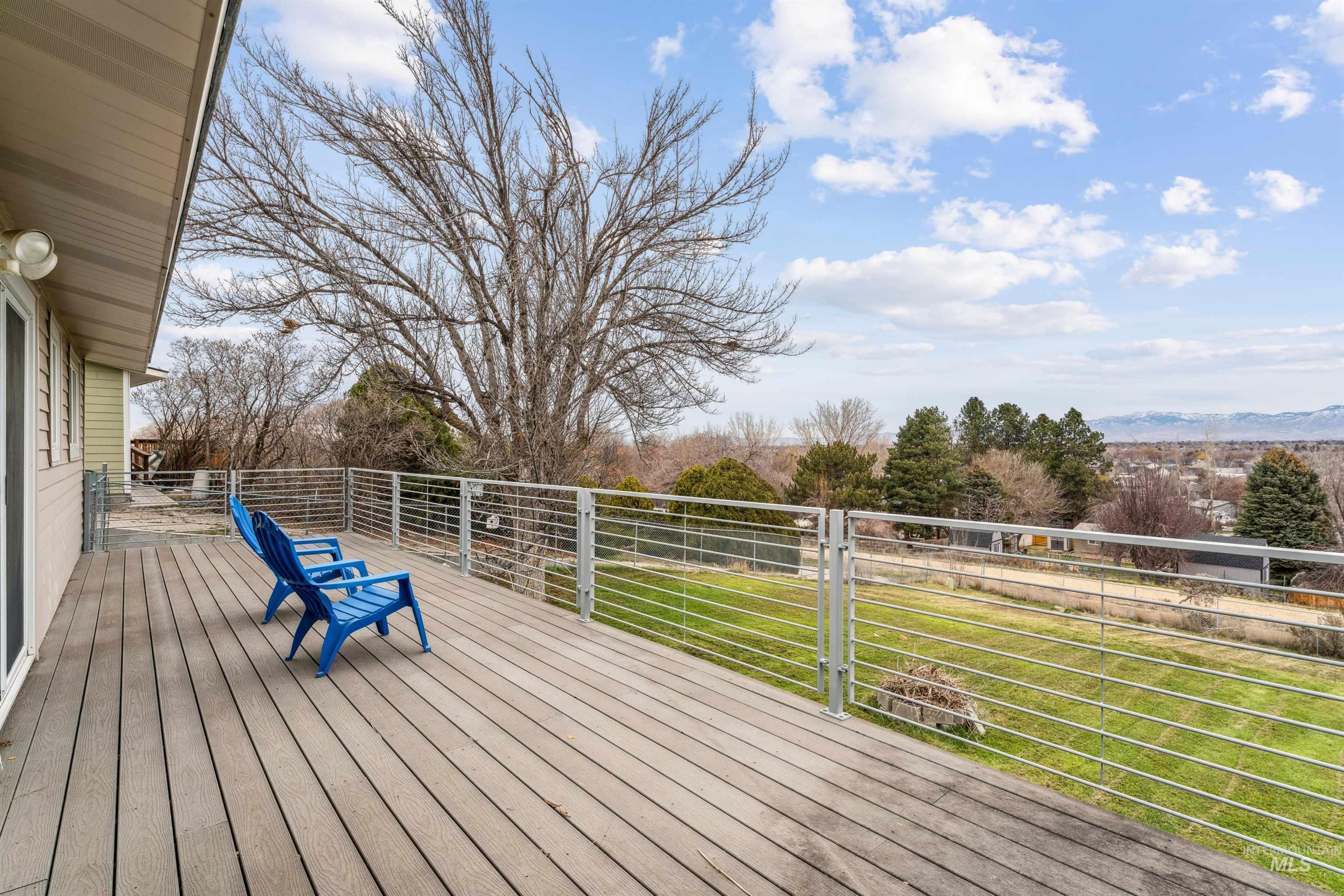 9988 W Fox Ridge Dr, Boise, Idaho 83709-7017, 4 Bedrooms, 2 Bathrooms, Residential For Sale, Price $463,500, 98975944