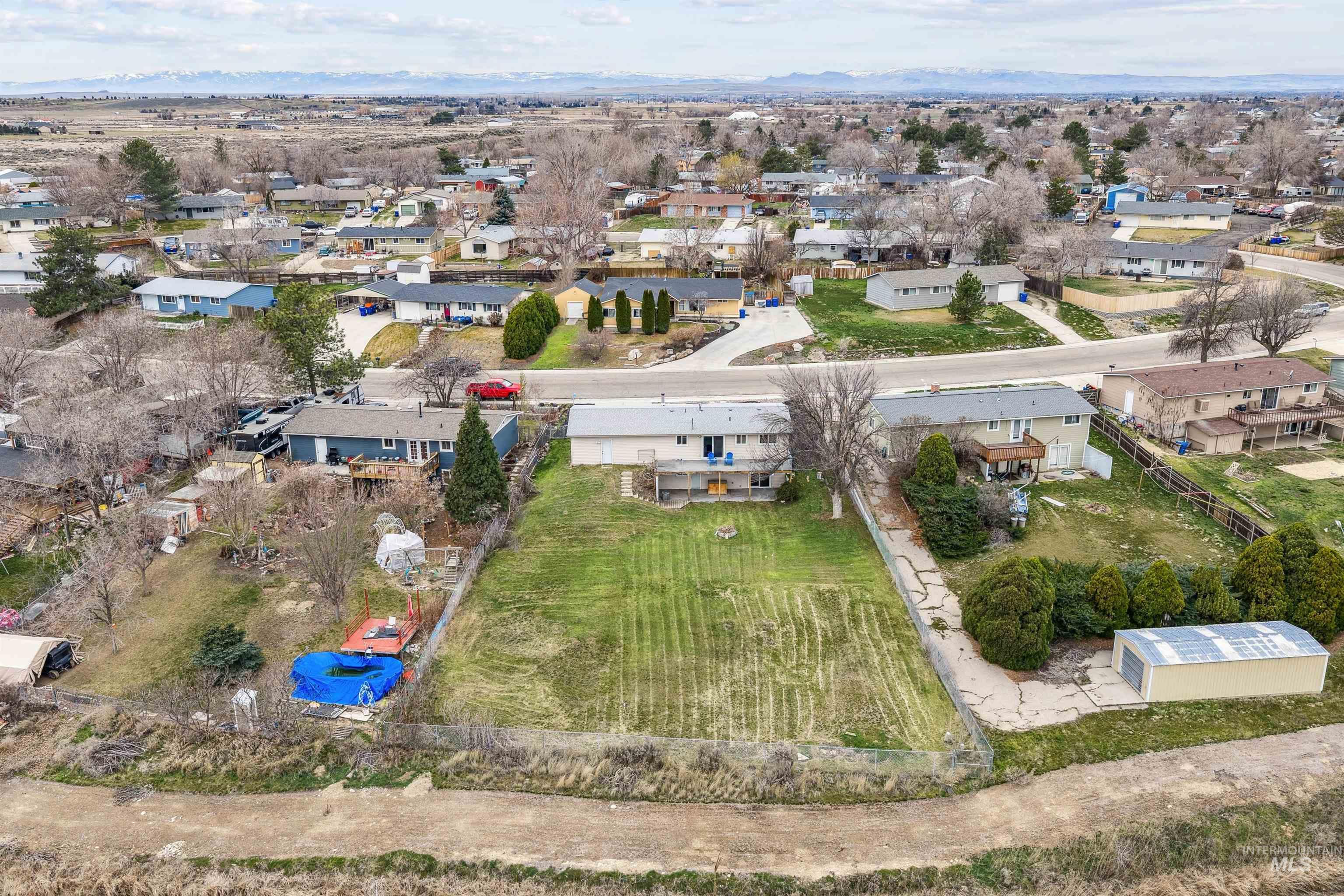 9988 W Fox Ridge Dr, Boise, Idaho 83709-7017, 4 Bedrooms, 2 Bathrooms, Residential For Sale, Price $463,500, 98975944