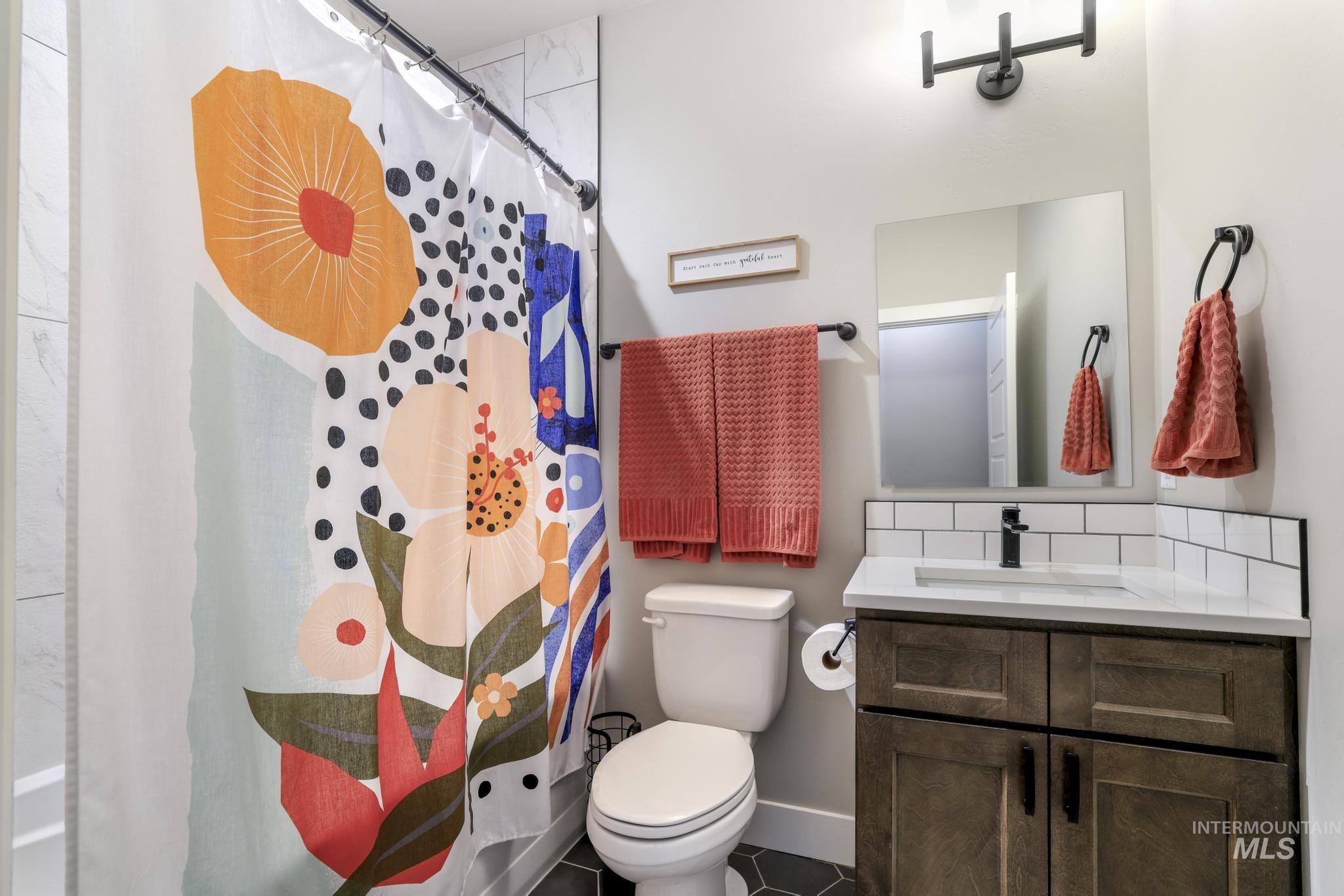 3103 Moonrise Rd, Twin Falls, Idaho 83301-8443, 5 Bedrooms, 3 Bathrooms, Residential For Sale, Price $579,900,MLS 98975950