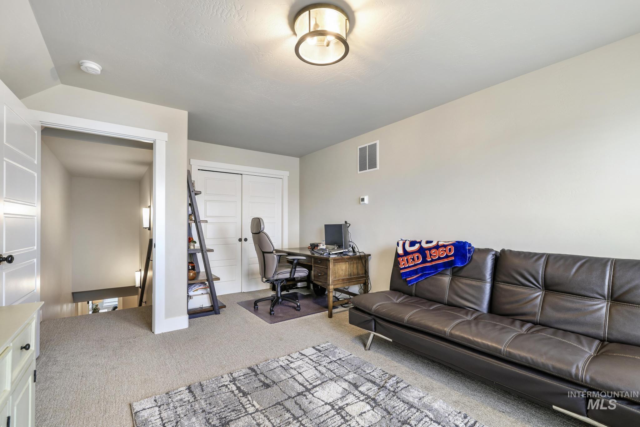 3103 Moonrise Rd, Twin Falls, Idaho 83301-8443, 5 Bedrooms, 3 Bathrooms, Residential For Sale, Price $600,000, 98975950