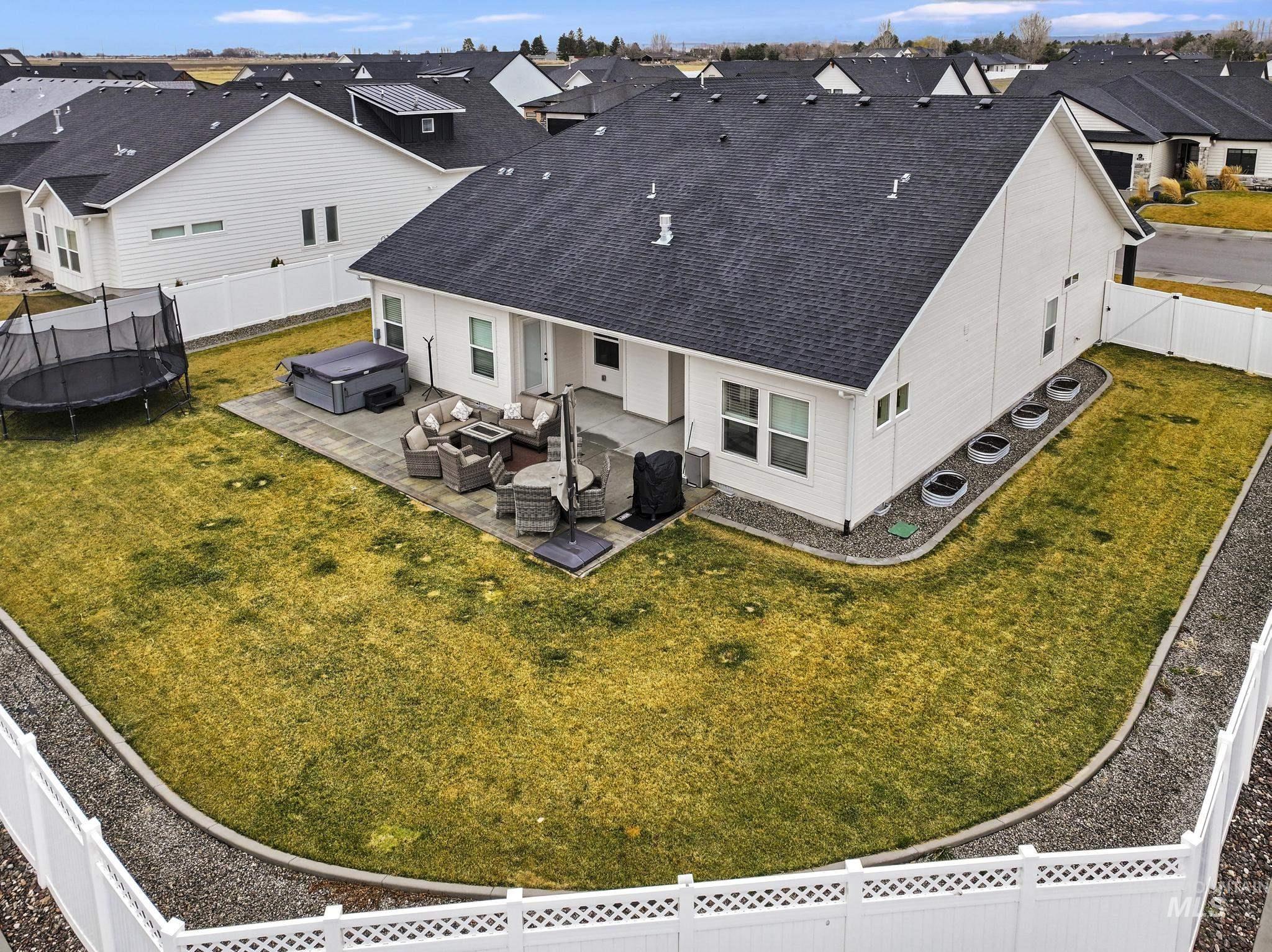 3103 Moonrise Rd, Twin Falls, Idaho 83301-8443, 5 Bedrooms, 3 Bathrooms, Residential For Sale, Price $600,000, 98975950