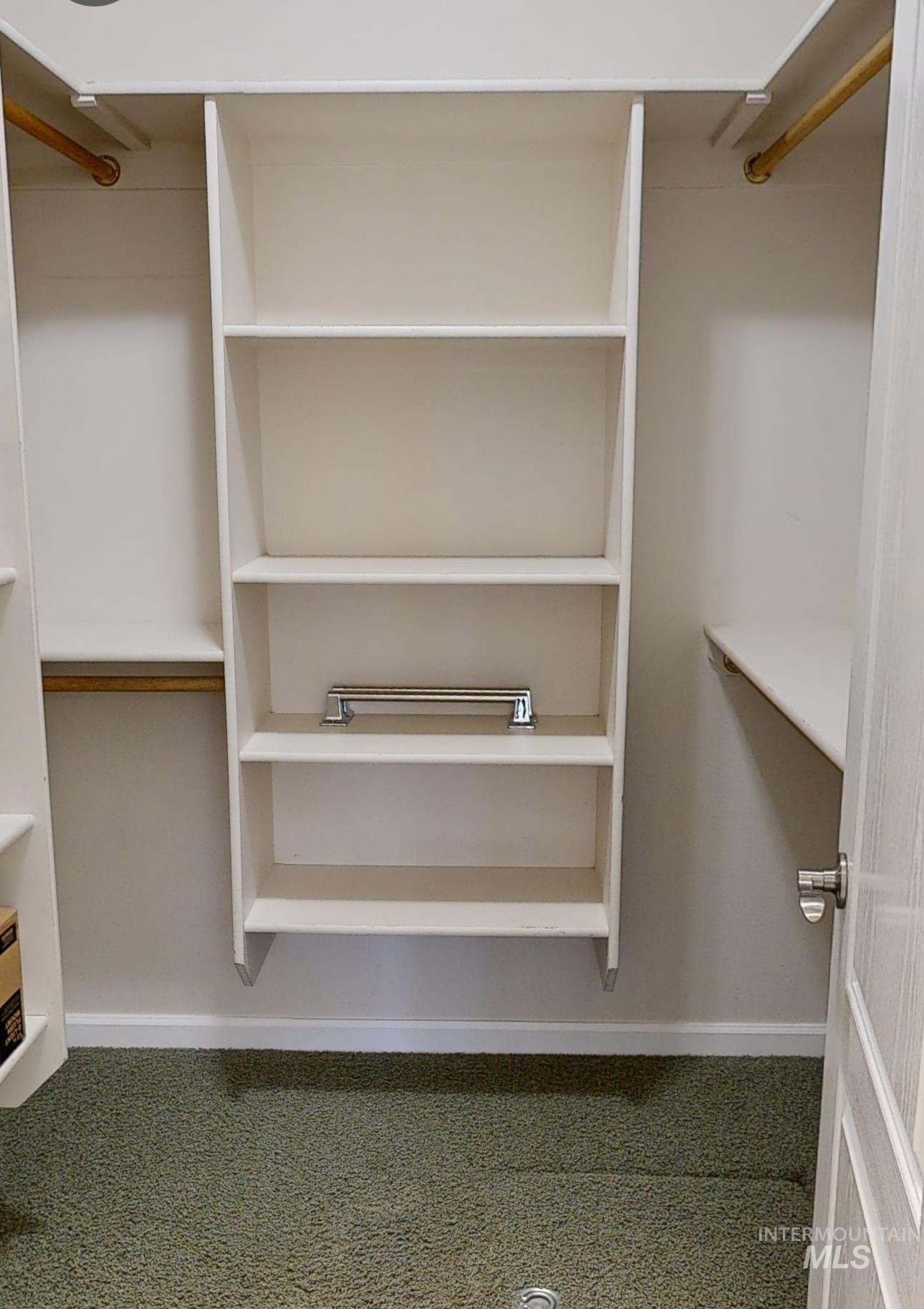 6889 E Greens Dr, Nampa, Idaho 83687, 3 Bedrooms, 2 Bathrooms, Residential For Sale, Price $415,000, 98975954