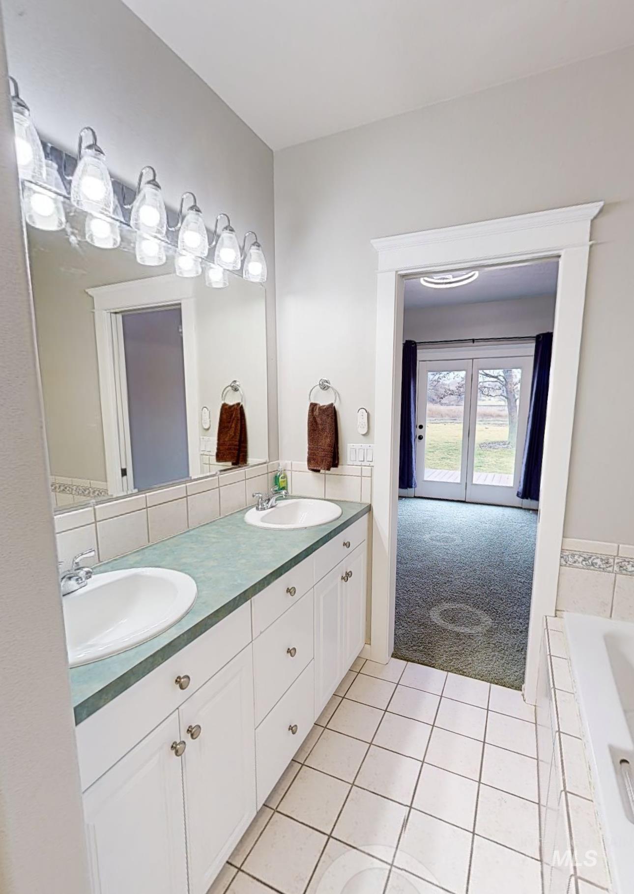 6889 E Greens Dr, Nampa, Idaho 83687, 3 Bedrooms, 2 Bathrooms, Residential For Sale, Price $415,000, 98975954