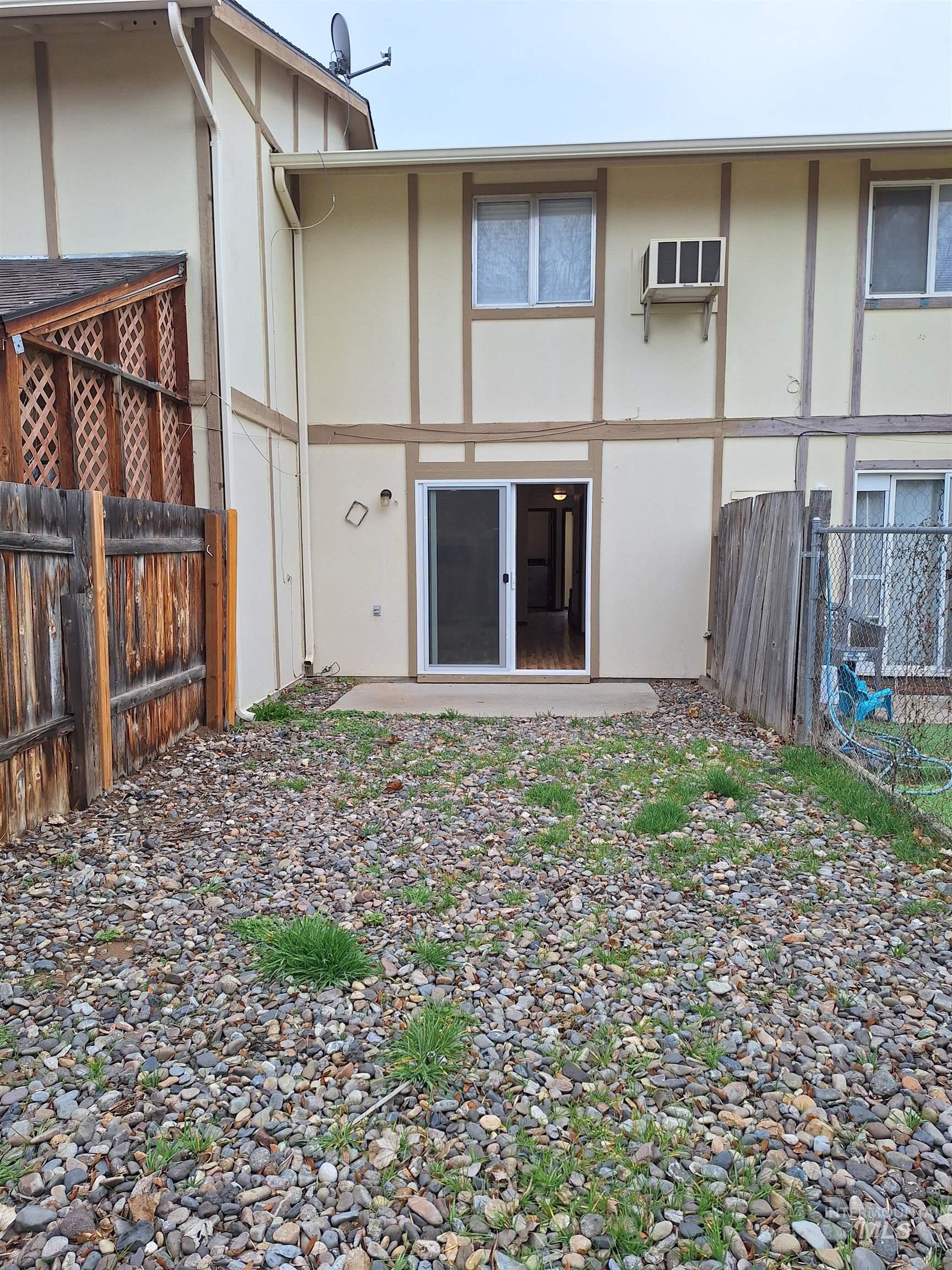 2814 S Georgia Ave, Caldwell, Idaho 83605, 2 Bedrooms, 1 Bathroom, Residential For Sale, Price $224,900, 98975956