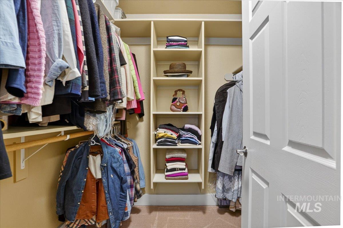 1310 N Gallant Ln, Meridian, Idaho 83642, 3 Bedrooms, 2 Bathrooms, Residential For Sale, Price $429,900, 98975957