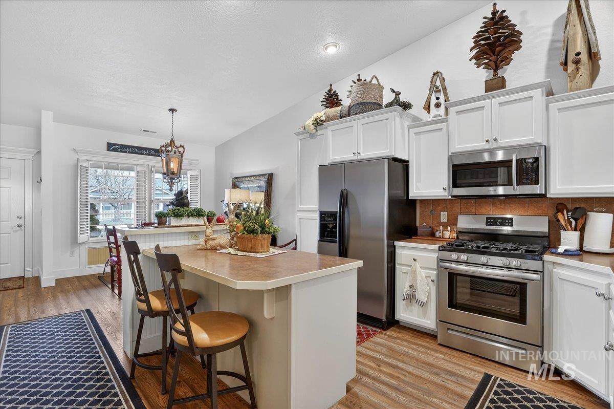 1310 N Gallant Ln, Meridian, Idaho 83642, 3 Bedrooms, 2 Bathrooms, Residential For Sale, Price $429,900, 98975957