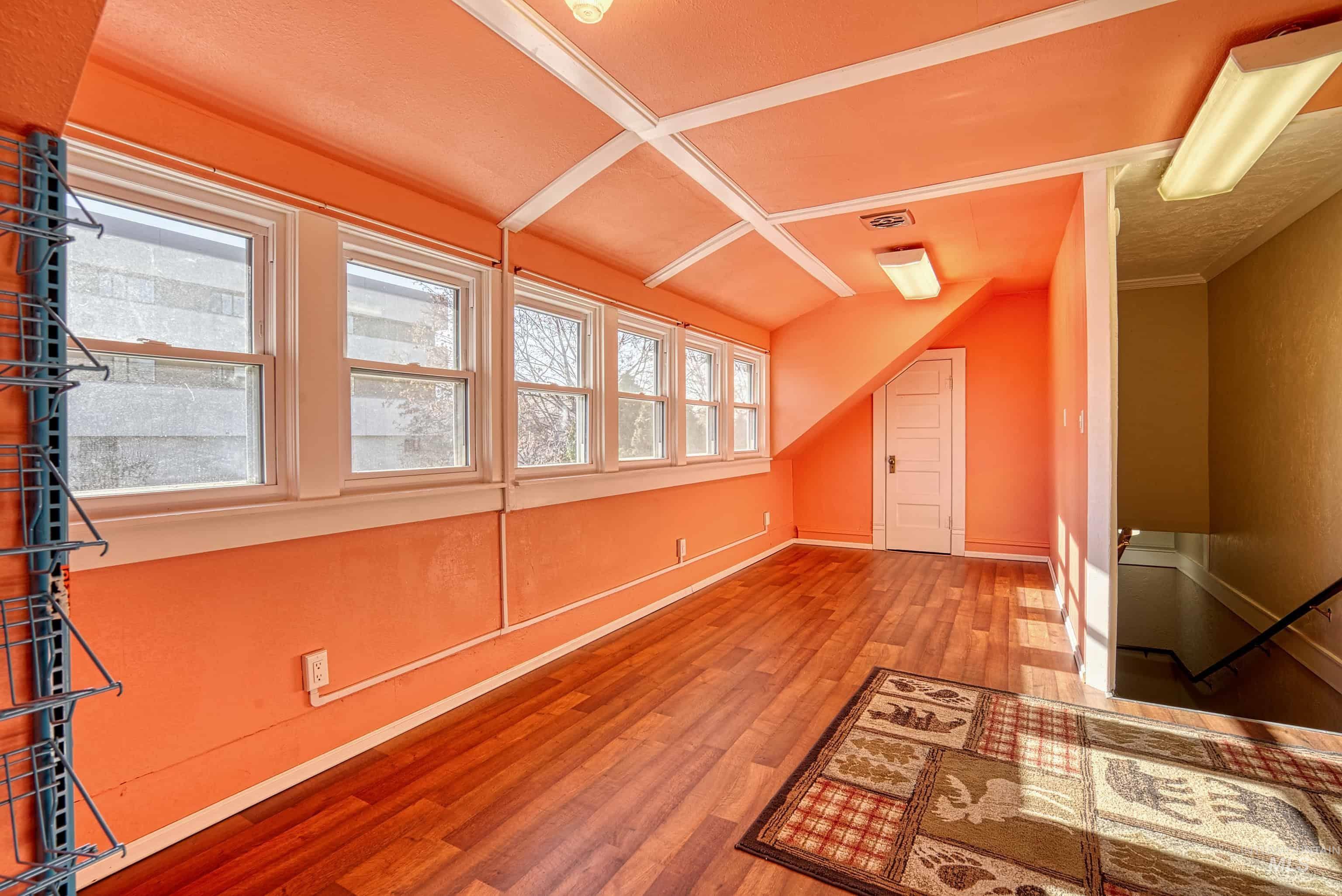 1059 SW 3rd Ave., Ontario, Oregon 97914-0000, 5 Bedrooms, 2.5 Bathrooms, Residential For Sale, Price $389,000, 98975958