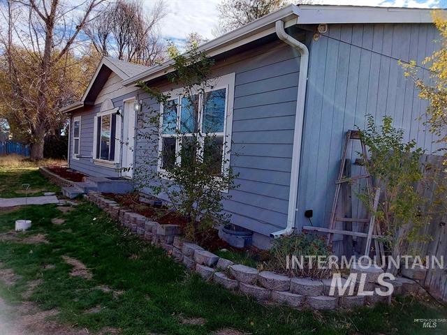 13735 SW Eisenhower Cir, Mountain Home, Idaho 83647, 3 Bedrooms, 2 Bathrooms, Residential For Sale, Price $229,900, 98975959