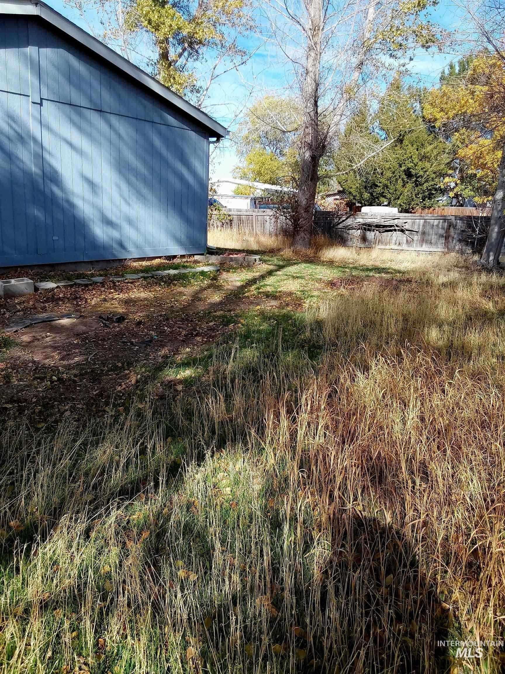 13735 SW Eisenhower Cir, Mountain Home, Idaho 83647, 3 Bedrooms, 2 Bathrooms, Residential For Sale, Price $229,900, 98975959