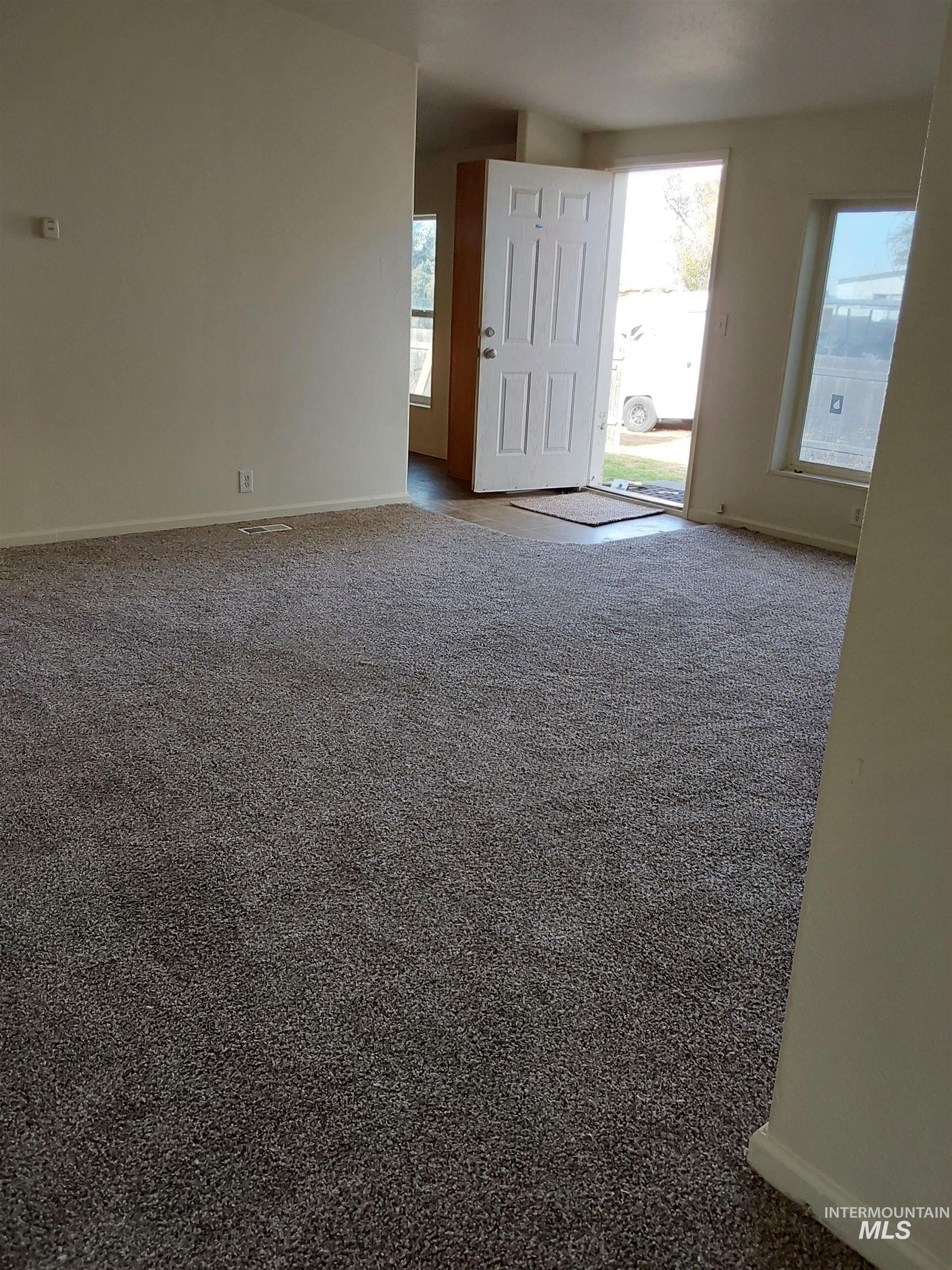 13735 SW Eisenhower Cir, Mountain Home, Idaho 83647, 3 Bedrooms, 2 Bathrooms, Residential For Sale, Price $229,900, 98975959