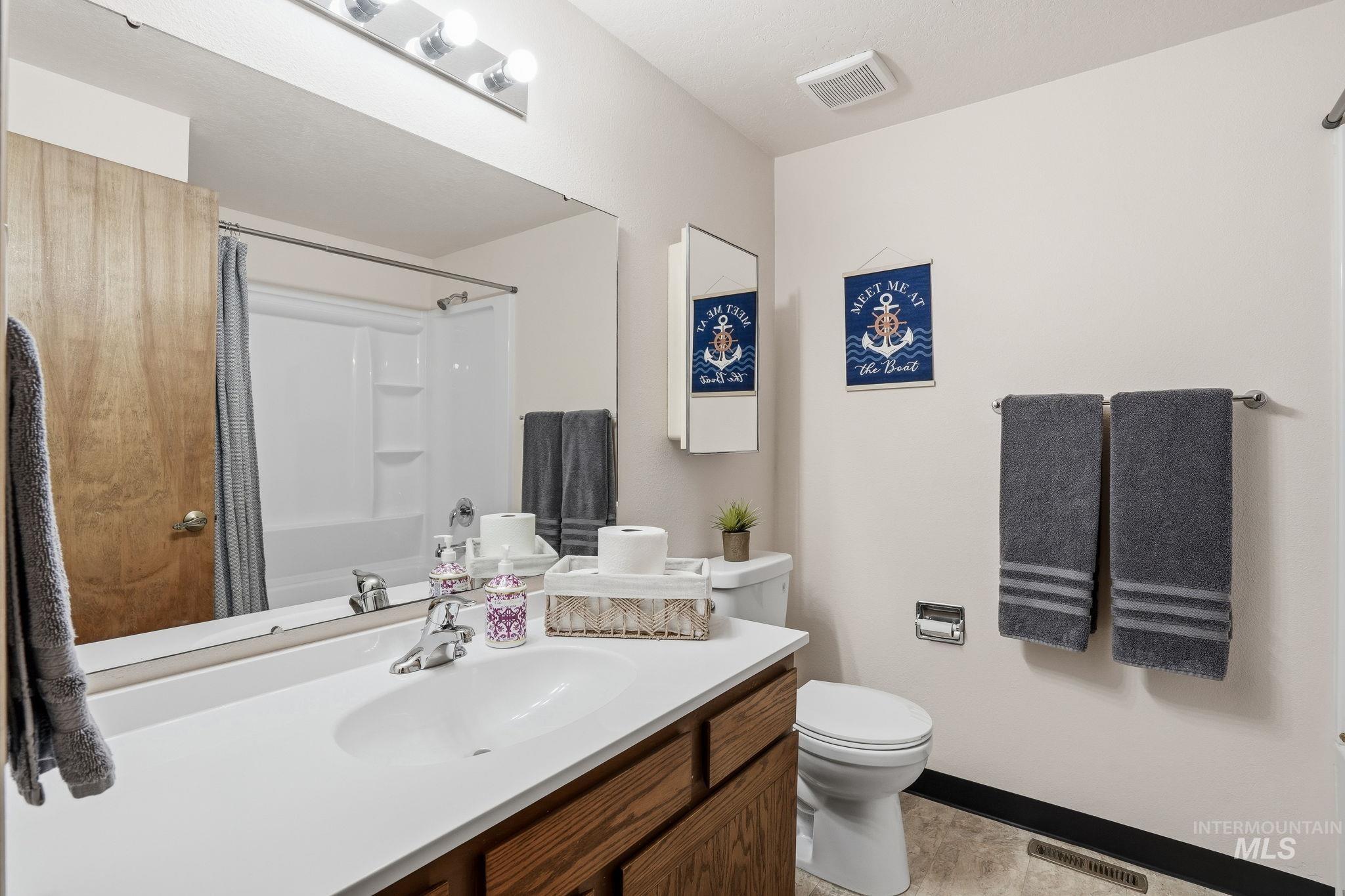 11121 W Richey Ct, Boise, Idaho 83713, 3 Bedrooms, 2 Bathrooms, Residential For Sale, Price $419,900, 98975960