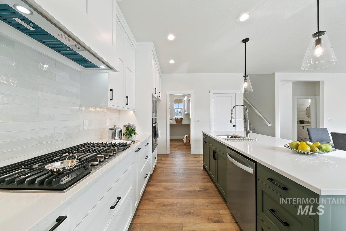 3736 N Jackie Lane, Boise, Idaho 83704, 4 Bedrooms, 2.5 Bathrooms, Residential For Sale, Price $579,900, 98975962