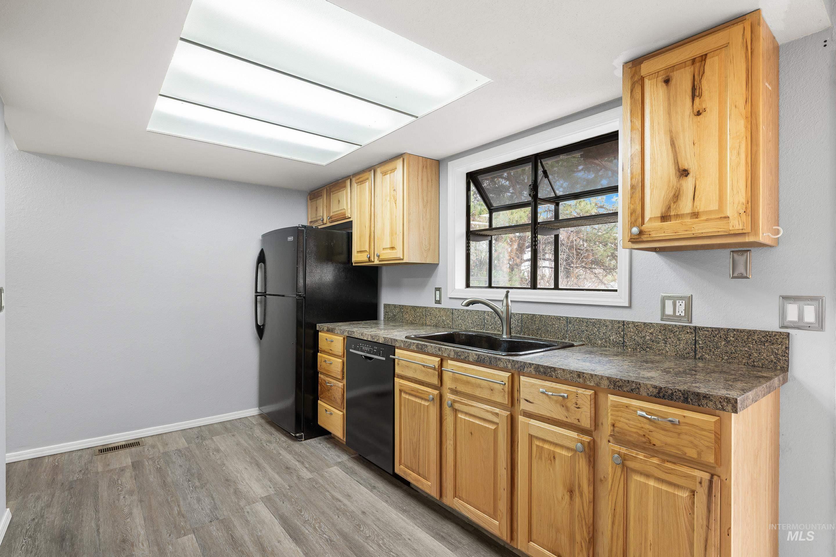 10241 W Guinevere Dr, Boise, Idaho 83704, 3 Bedrooms, 1.5 Bathrooms, Residential For Sale, Price $399,000, 98975963