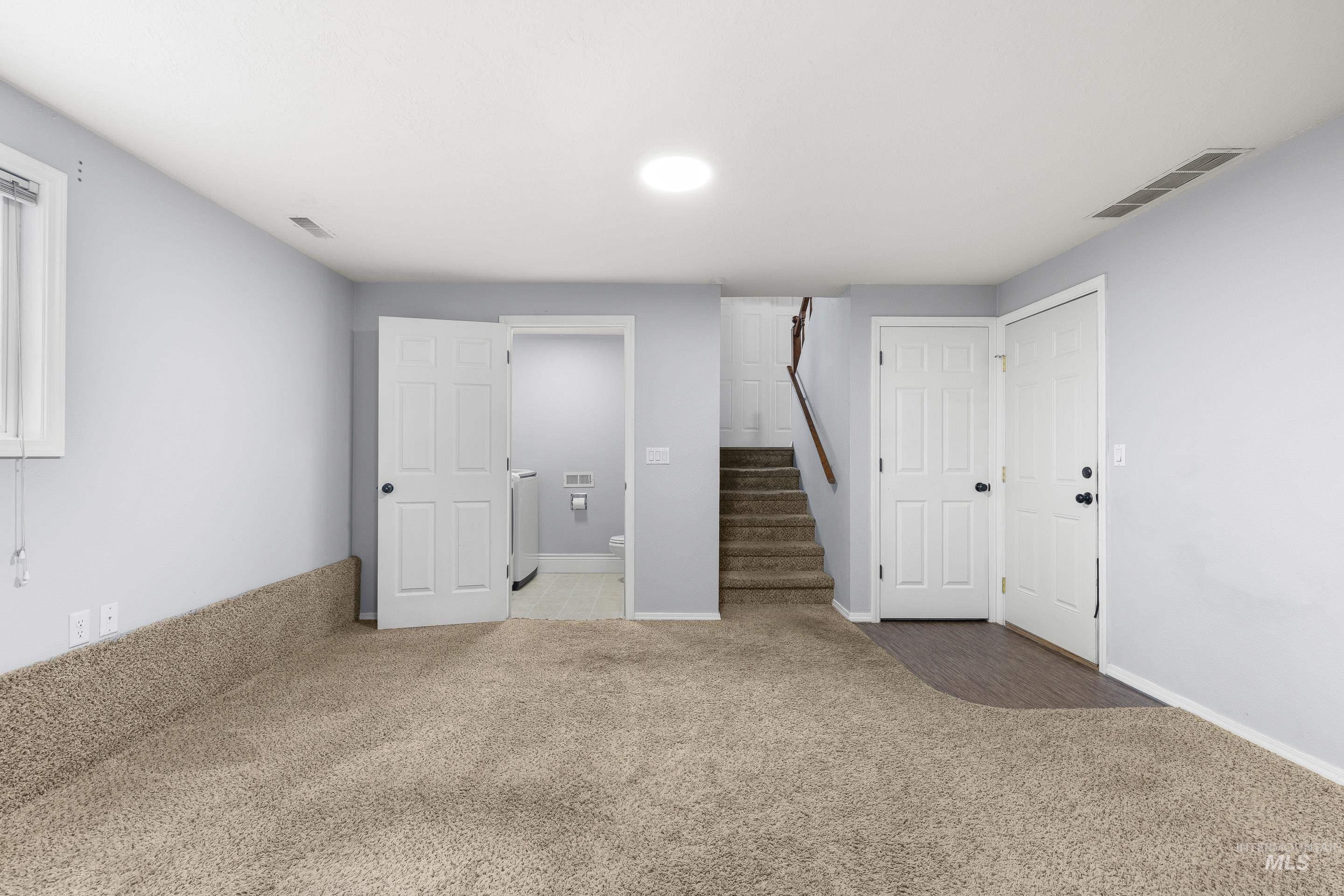 10241 W Guinevere Dr, Boise, Idaho 83704, 3 Bedrooms, 1.5 Bathrooms, Residential For Sale, Price $399,000, 98975963